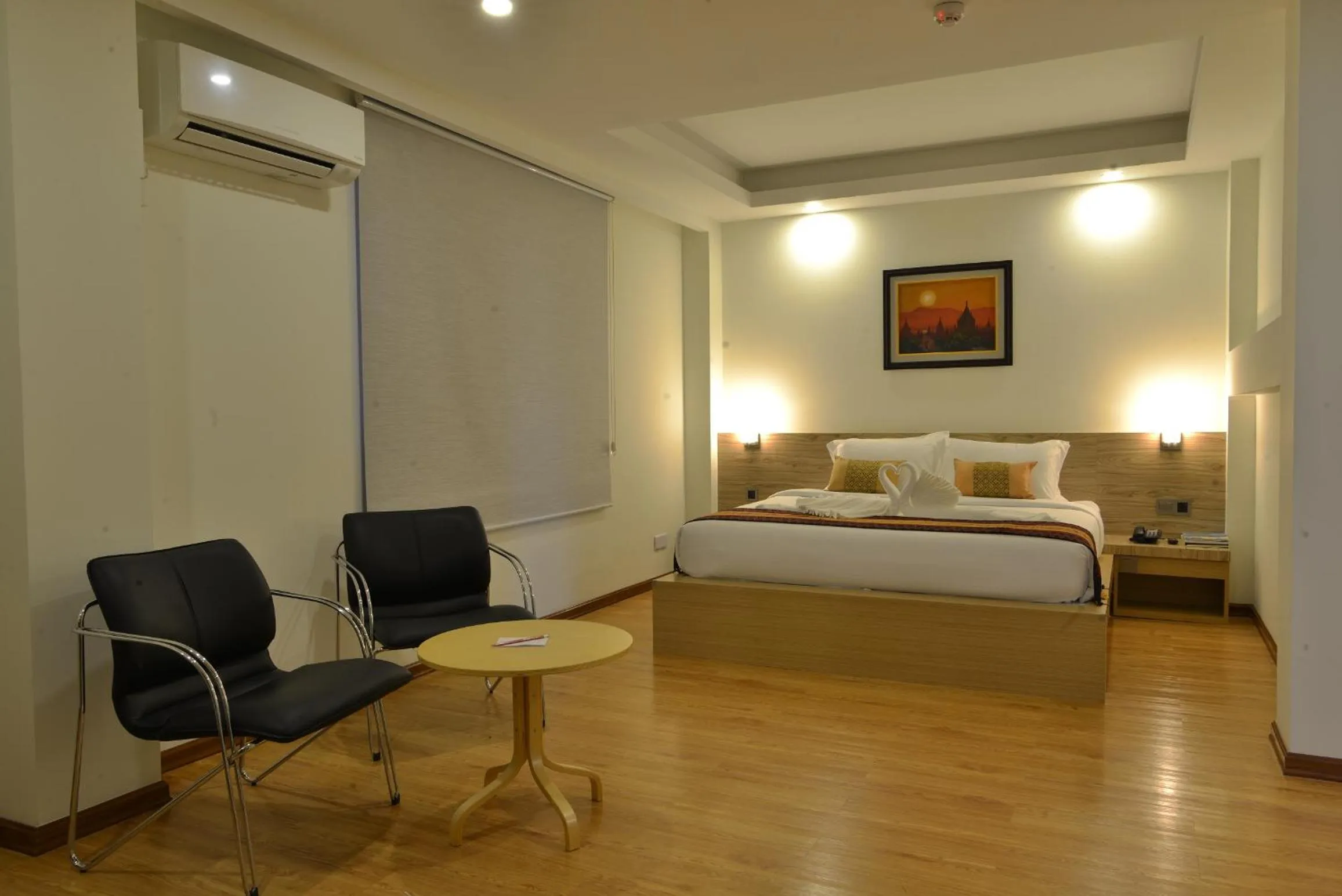 Bedroom, Bed in Serene Valley Hotel