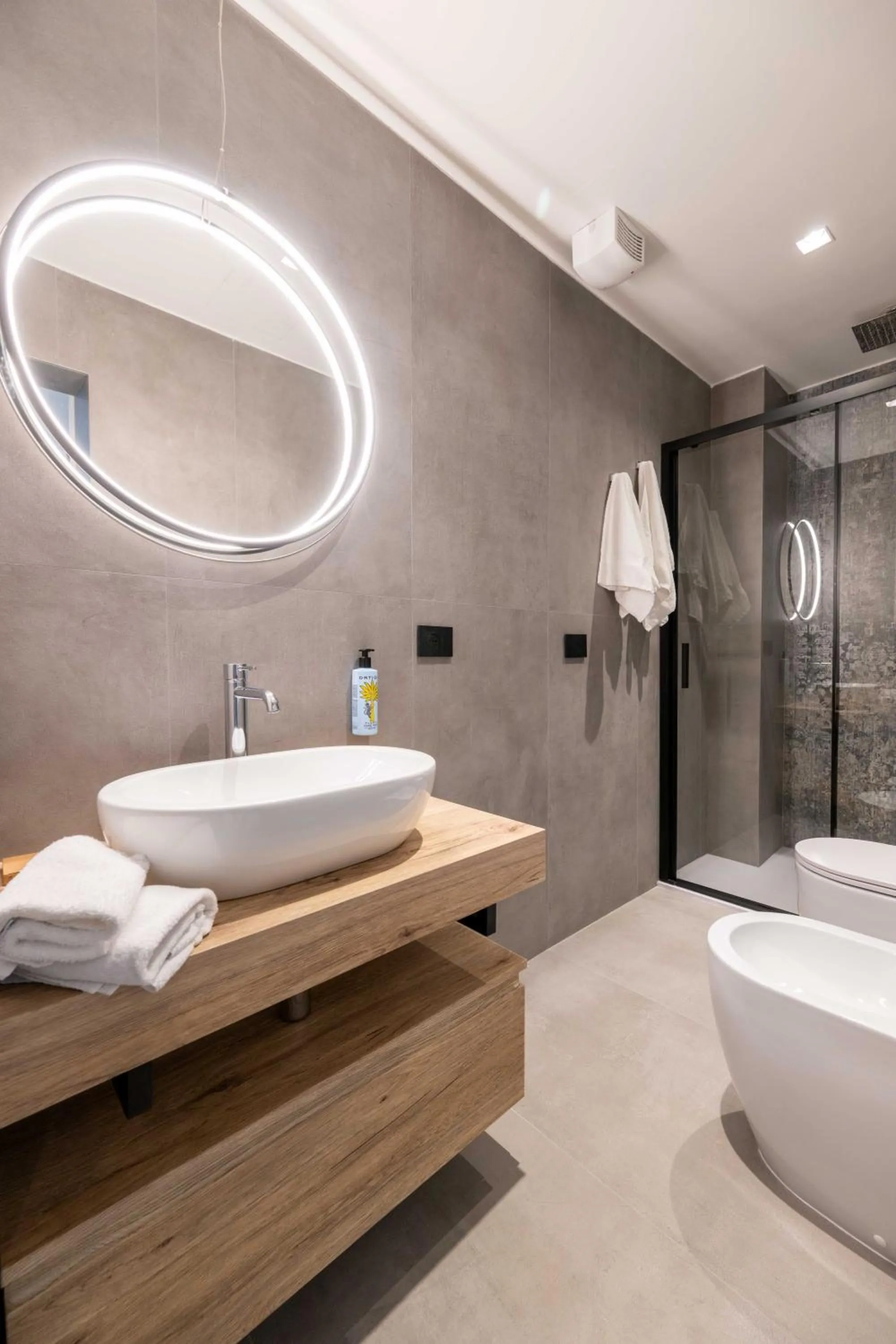 Bathroom in Meg Lifestyle Hotel & Apartaments