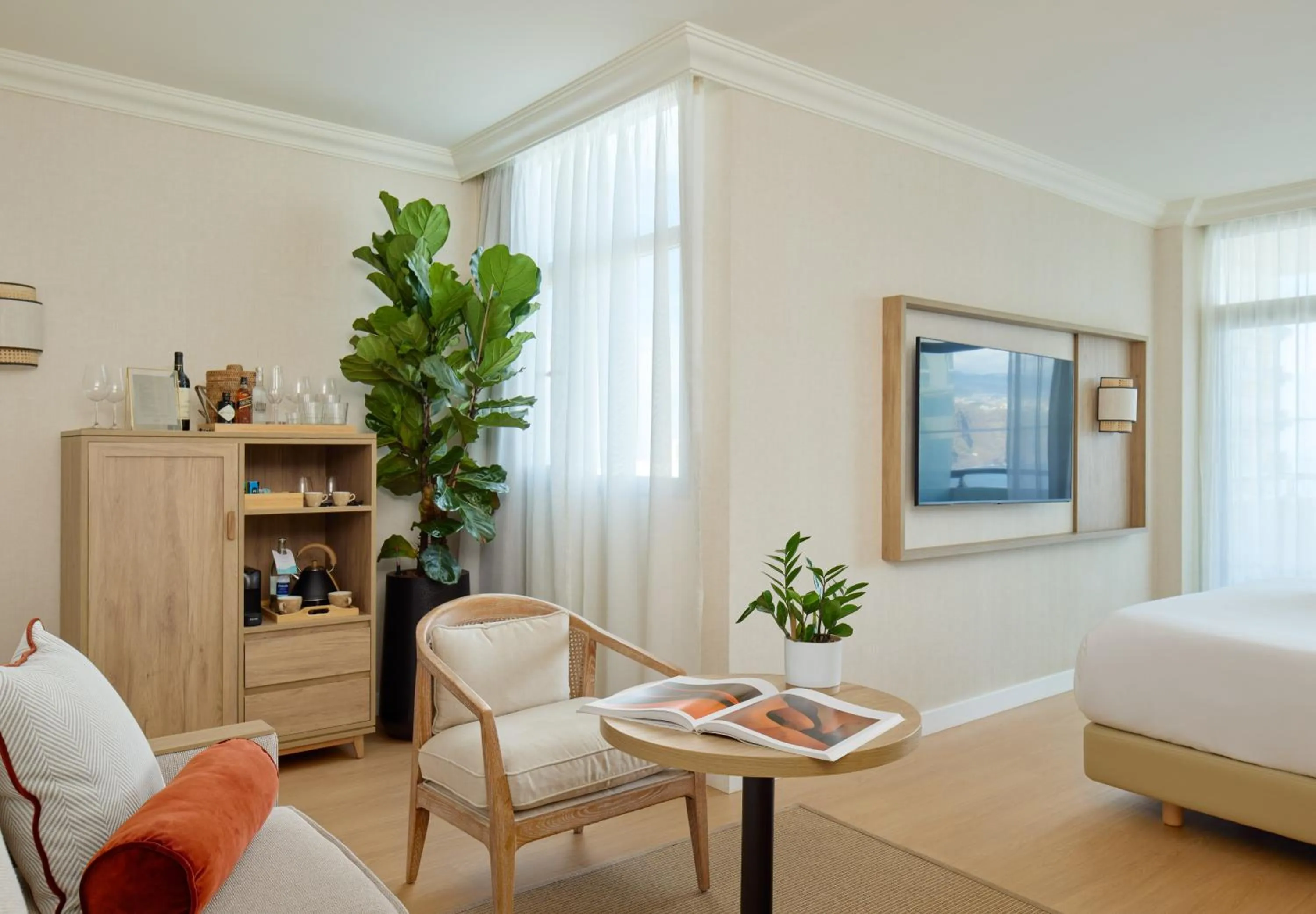 Communal lounge/ TV room, Bed in Melia Costa Atlantis Tenerife