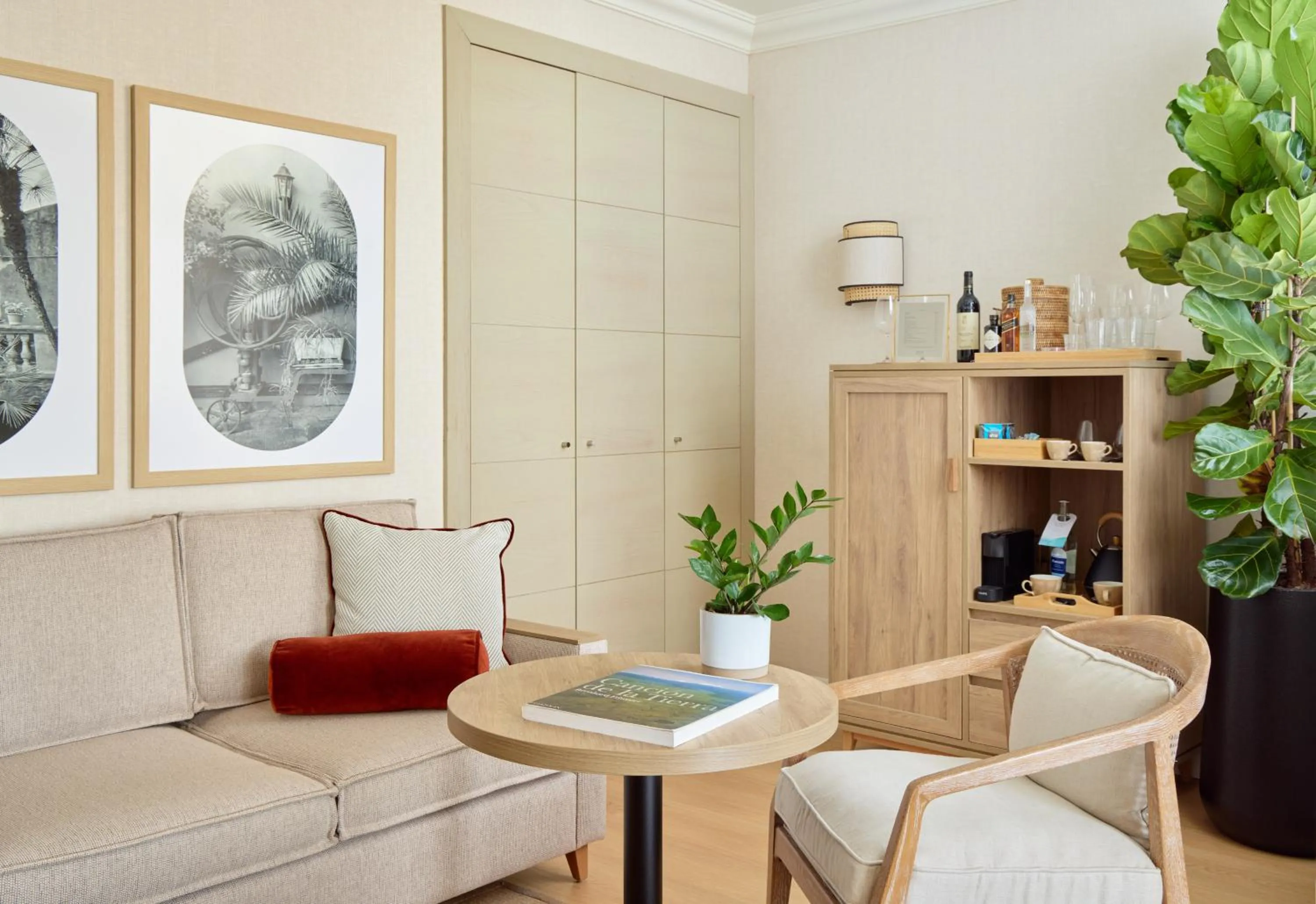 Living room in Melia Costa Atlantis Tenerife