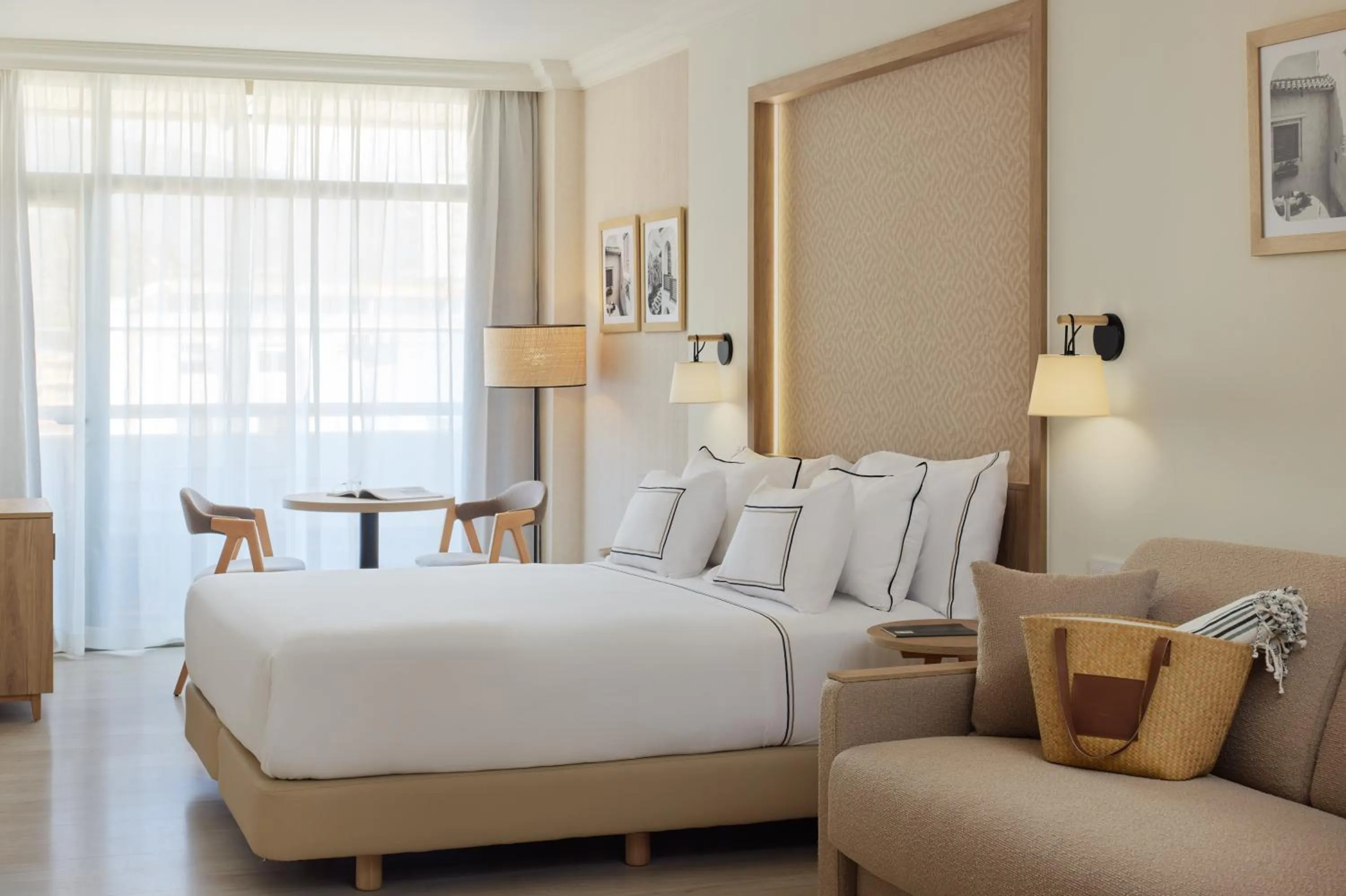 Bed in Melia Costa Atlantis Tenerife