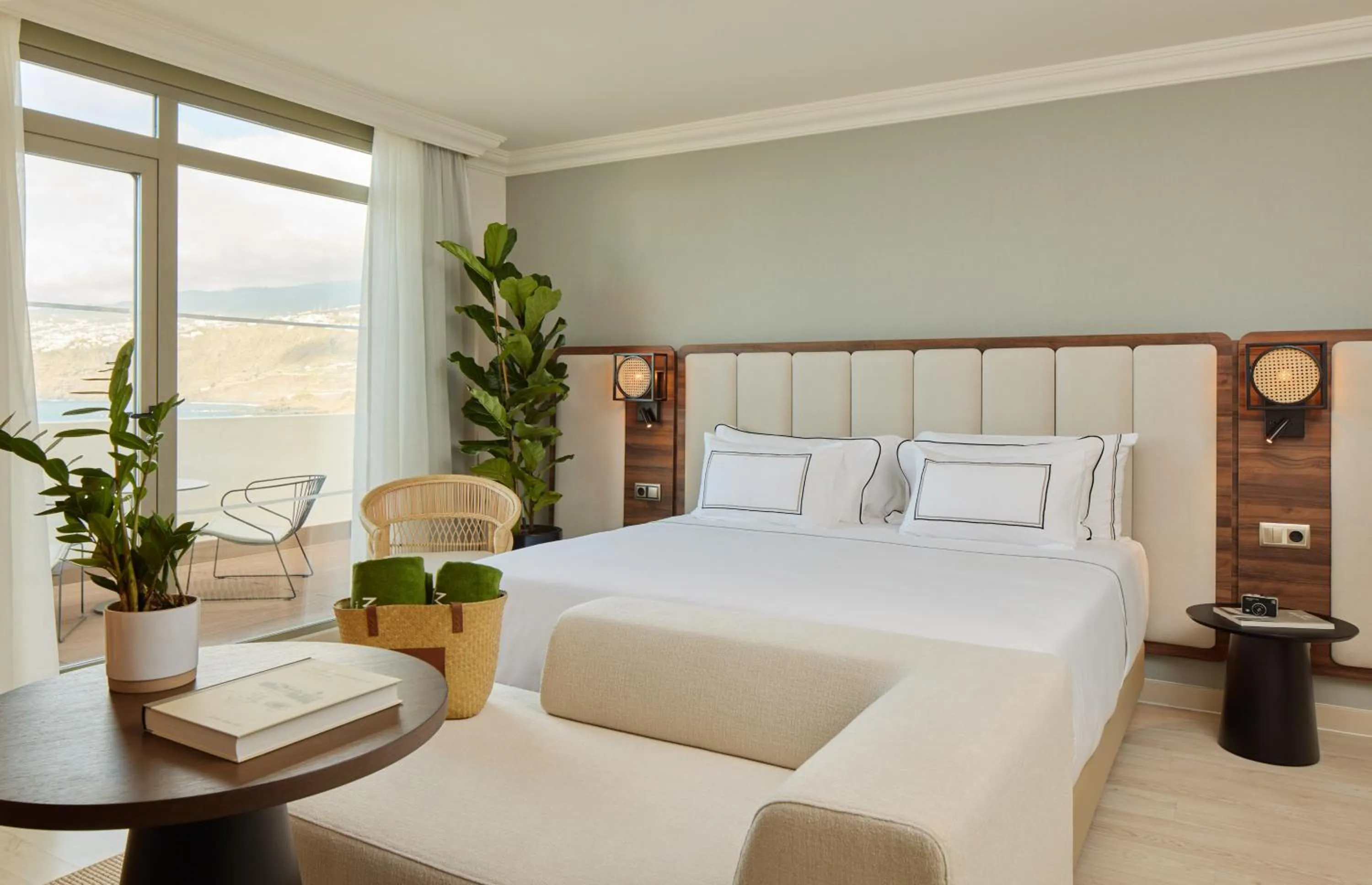 Bed in Melia Costa Atlantis Tenerife