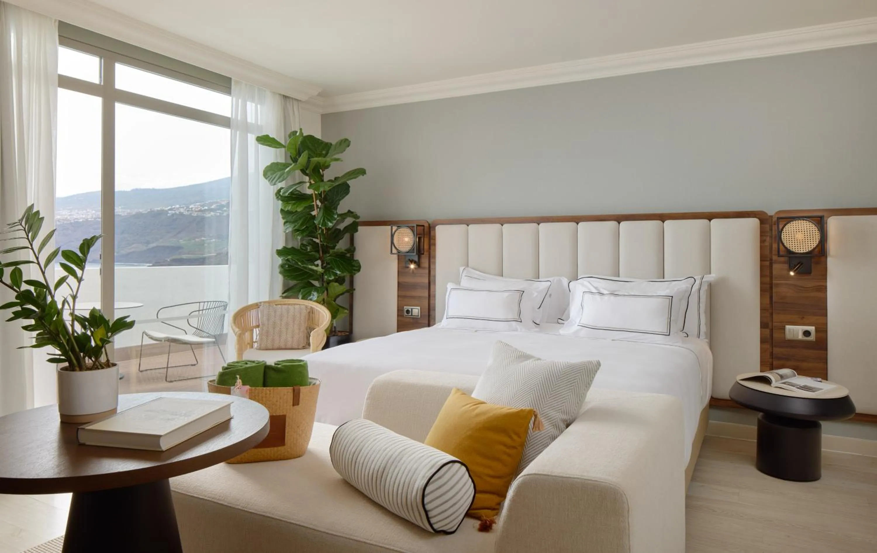 Bed in Melia Costa Atlantis Tenerife