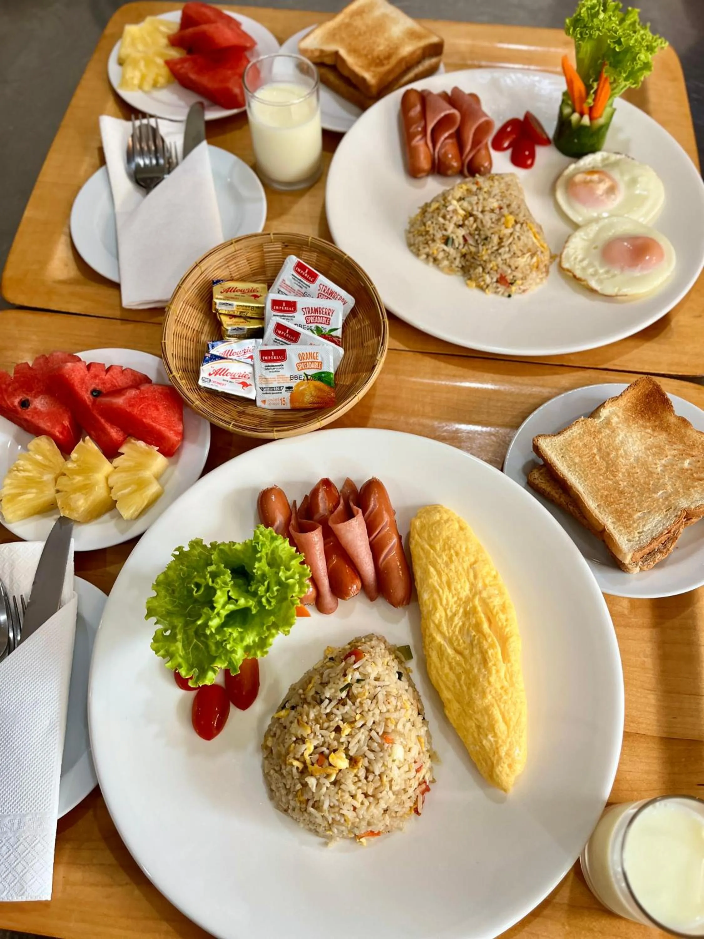 Food and drinks in Mariya Boutique Hotel At Suvarnabhumi Airport