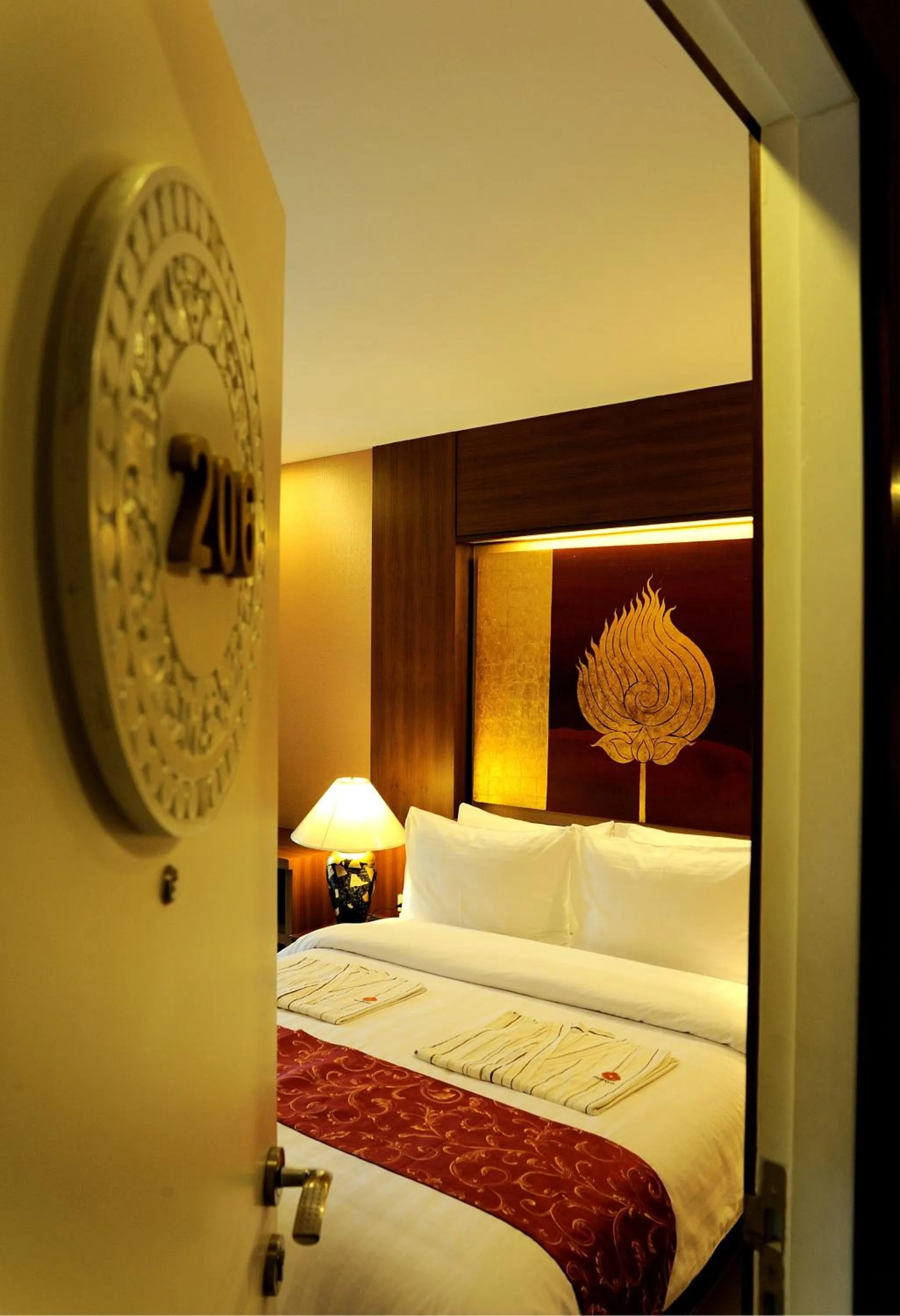 Photo of the whole room, Bed in Mariya Boutique Hotel At Suvarnabhumi Airport