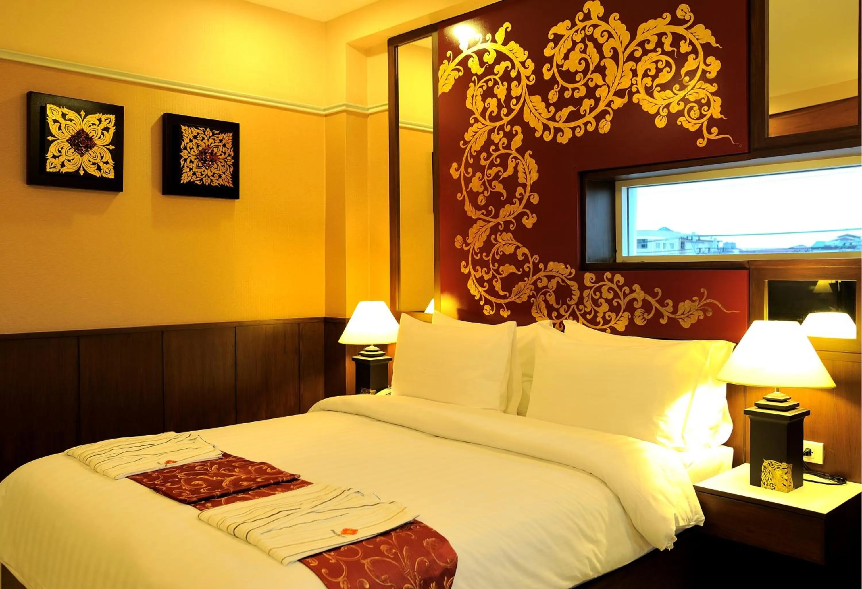 Photo of the whole room, Bed in Mariya Boutique Hotel At Suvarnabhumi Airport