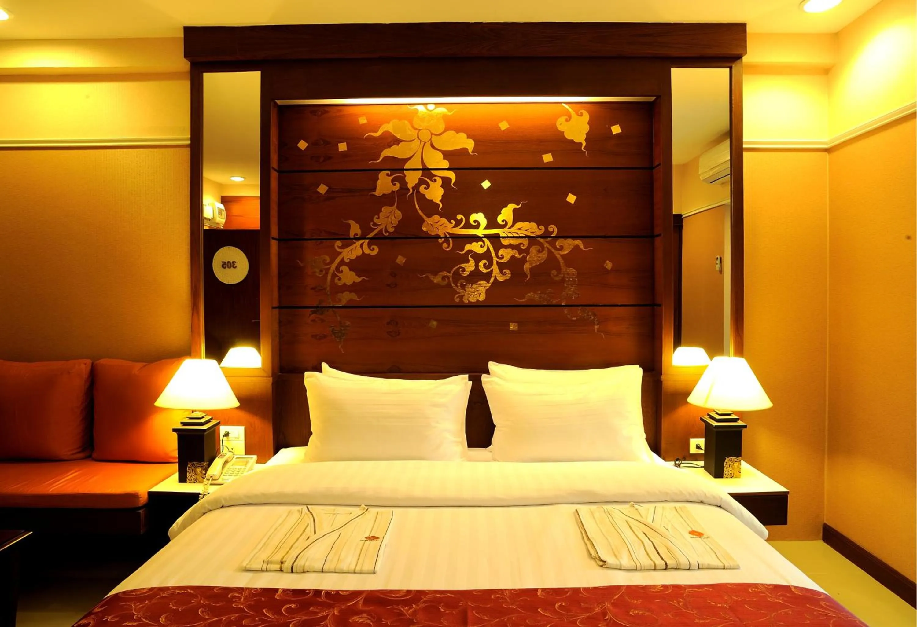 Photo of the whole room, Bed in Mariya Boutique Hotel At Suvarnabhumi Airport