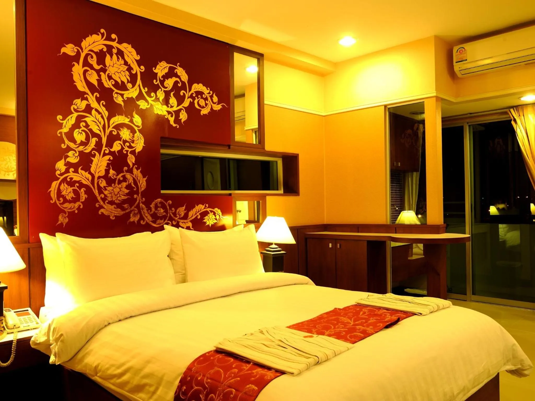 Bed in Mariya Boutique Hotel At Suvarnabhumi Airport