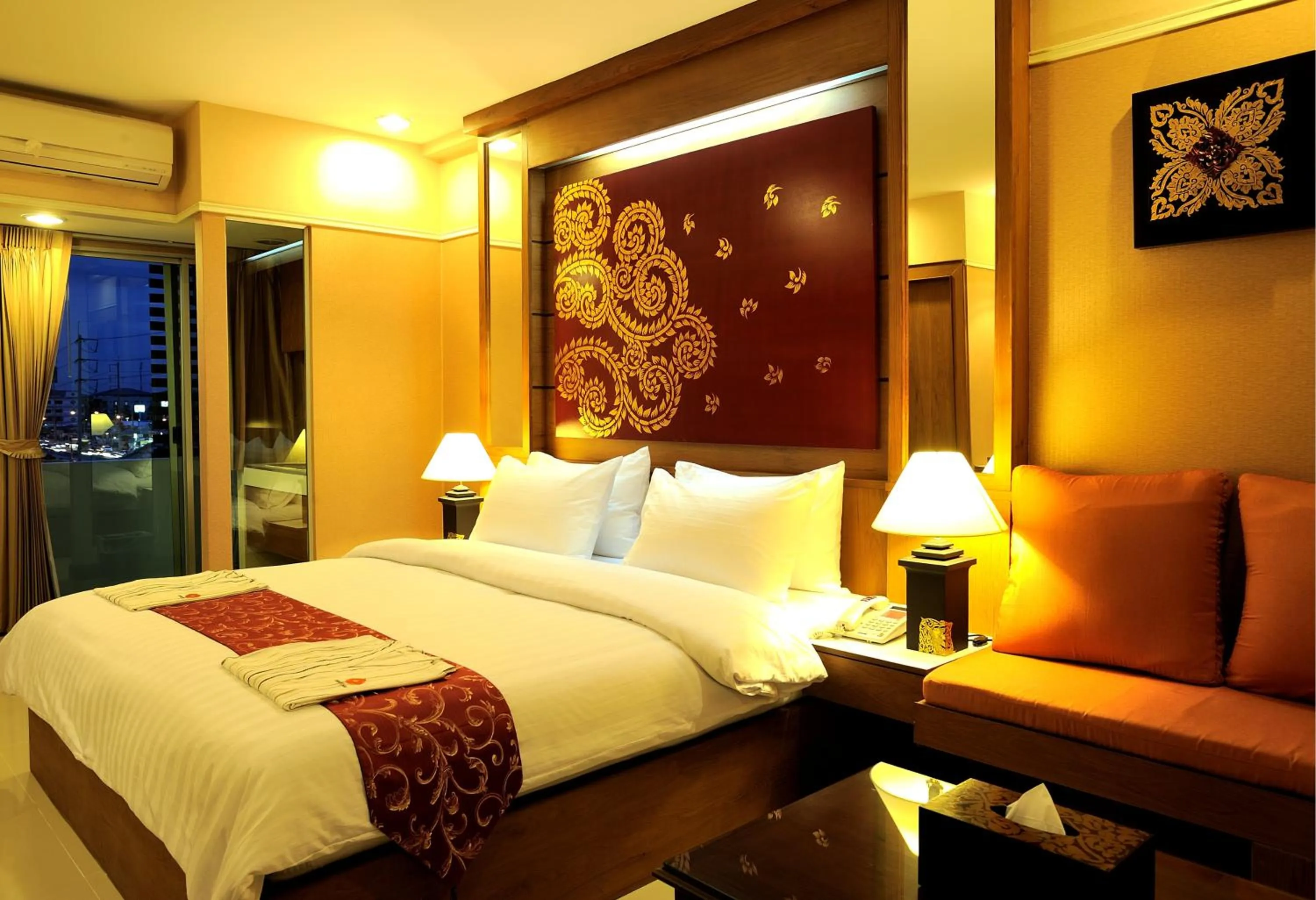 Photo of the whole room, Bed in Mariya Boutique Hotel At Suvarnabhumi Airport