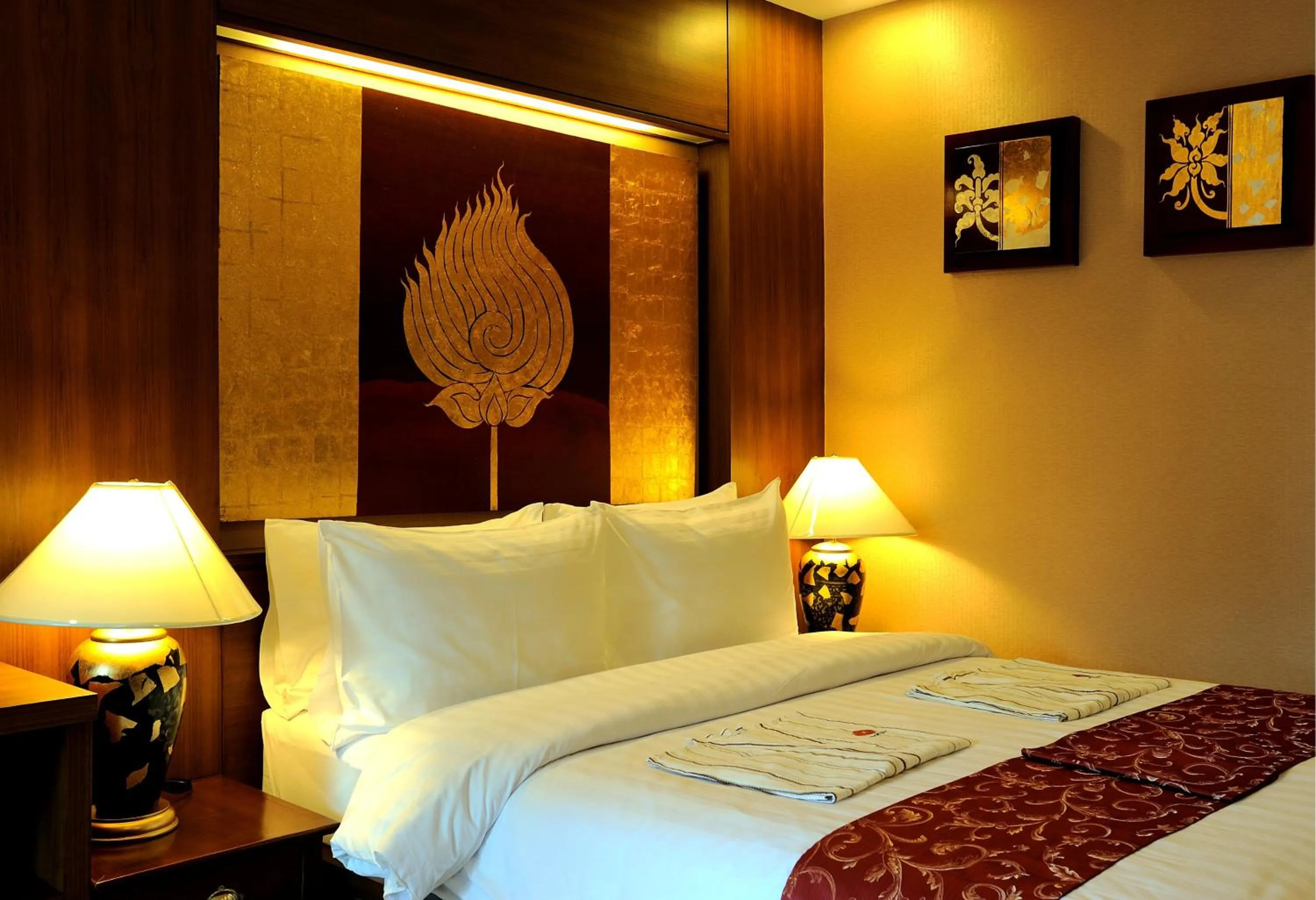 Photo of the whole room, Bed in Mariya Boutique Hotel At Suvarnabhumi Airport