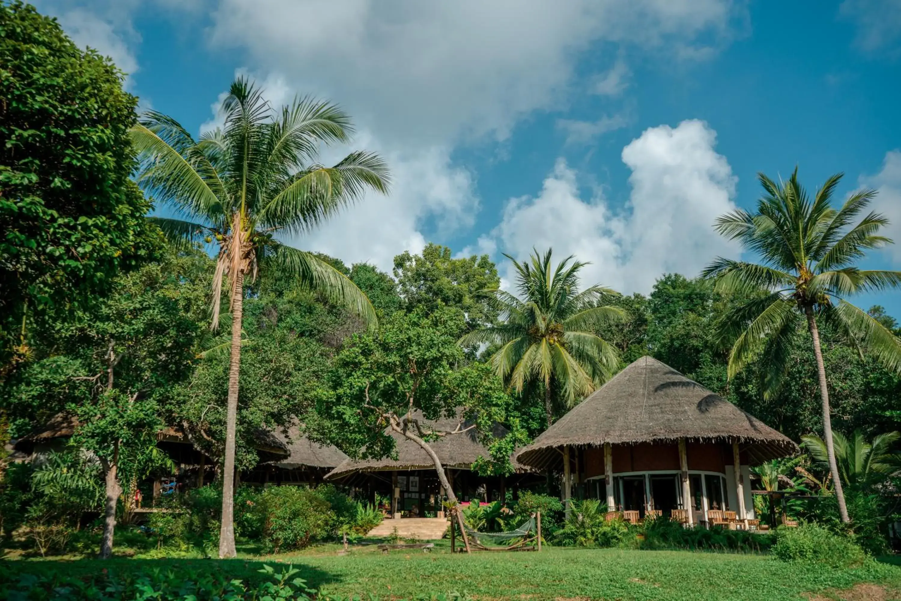 Property building in Koh Yao Yai Village Property building in Koh Yao Yai Village