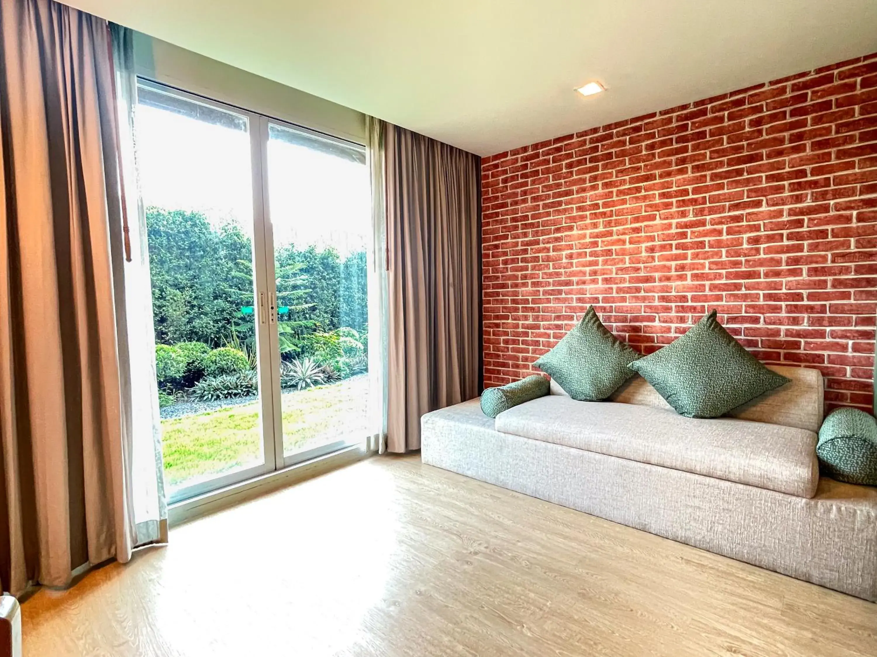 Seating area, Bed in Happihaus Hotel Bangkok Seating area, Bed in Happihaus Hotel Bangkok