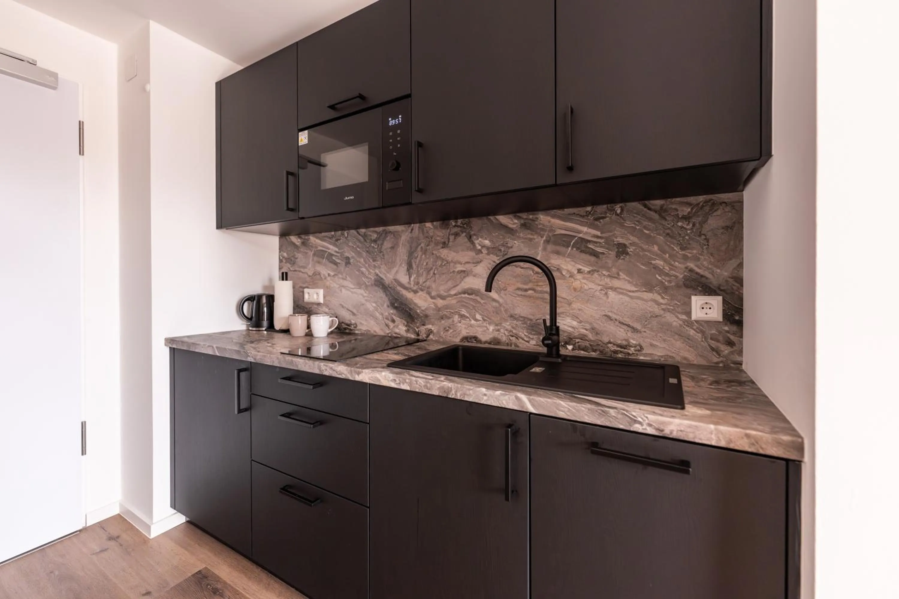 Kitchen or kitchenette in Living Neuburg