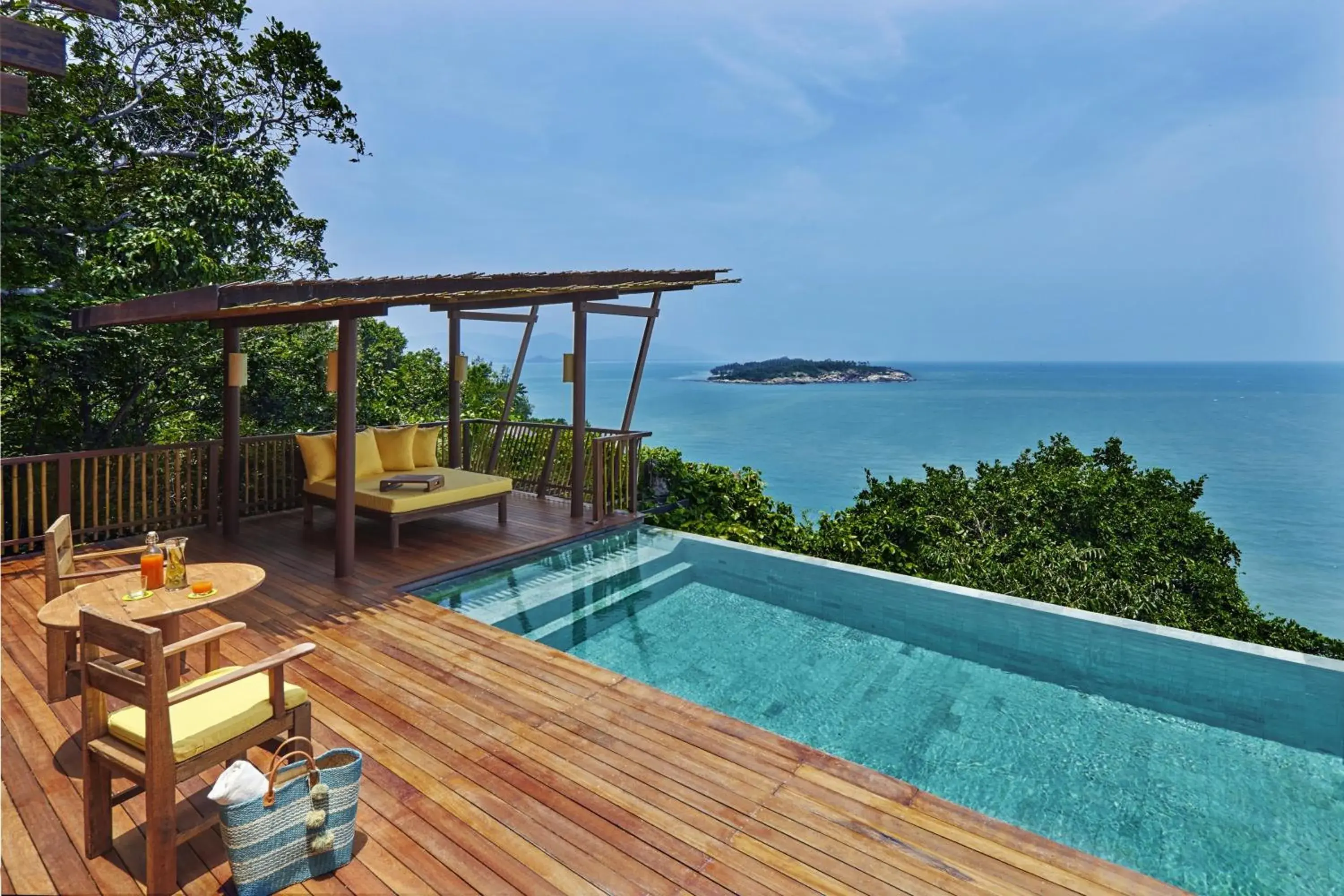 Ocean Front Pool Villa Suite in Six Senses Samui Ocean Front Pool Villa Suite in Six Senses Samui