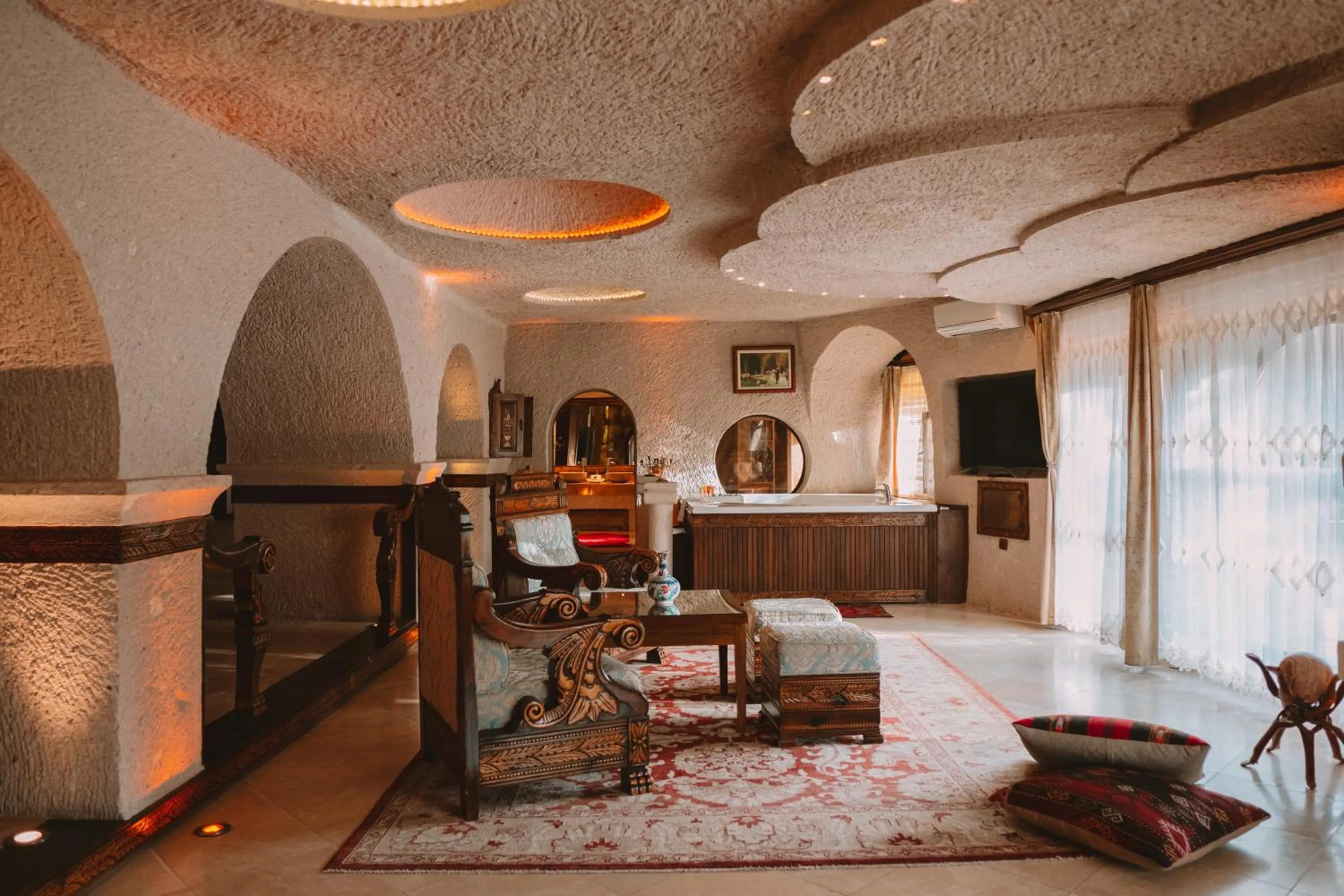 Hot Tub in Cappadocia Gamirasu Cave Hotel