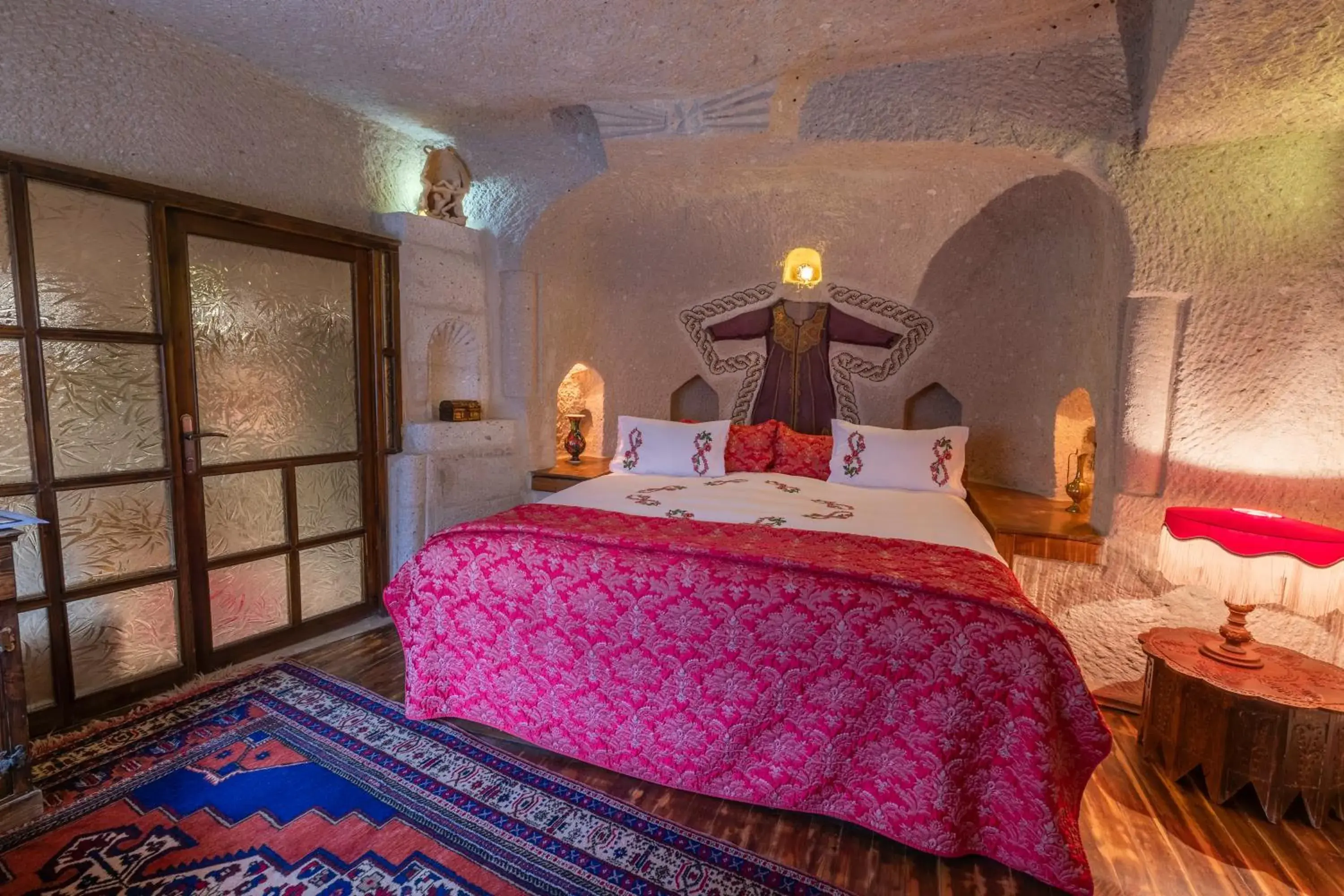 Bed in Cappadocia Gamirasu Cave Hotel Bed in Cappadocia Gamirasu Cave Hotel