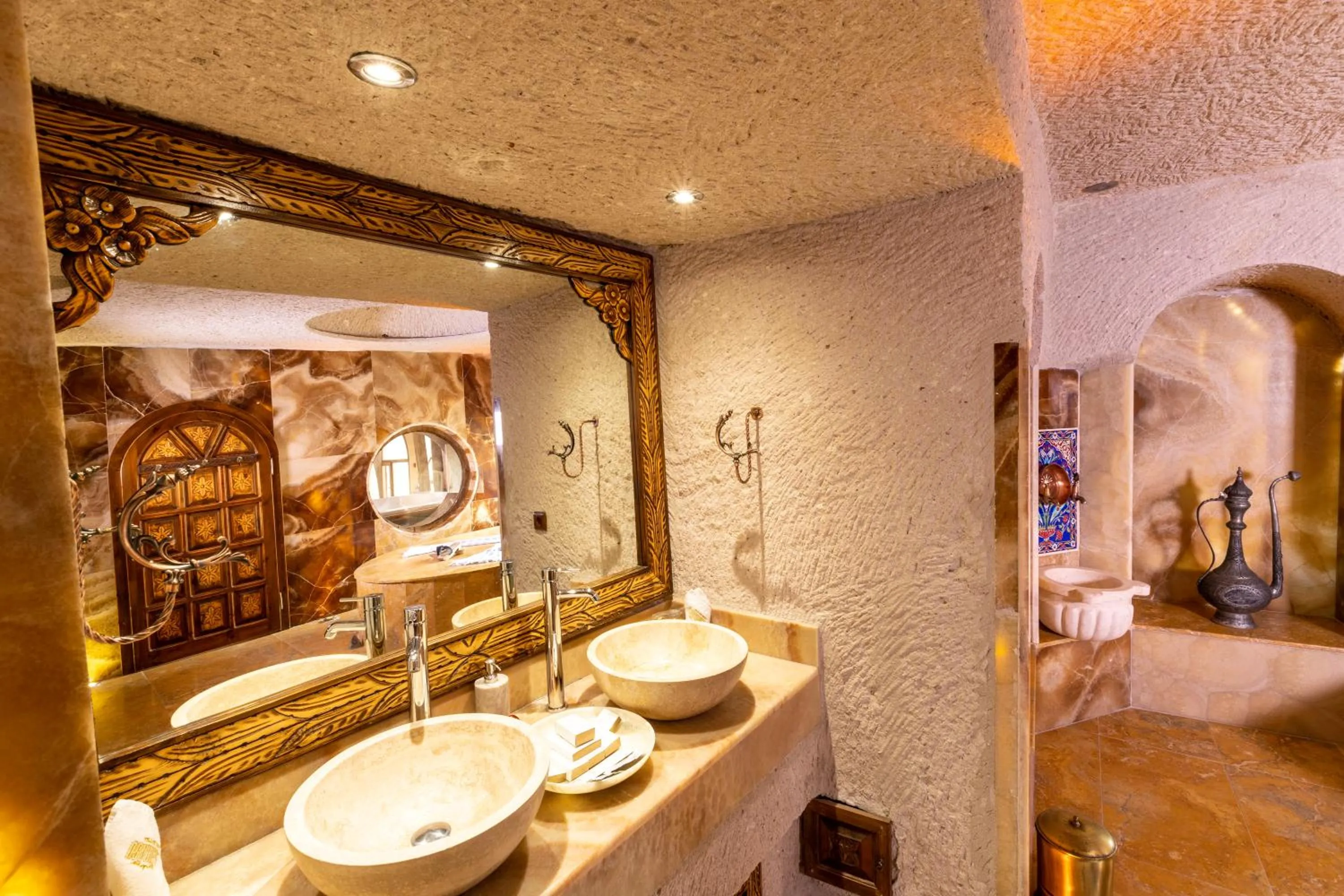 Hot Tub in Cappadocia Gamirasu Cave Hotel