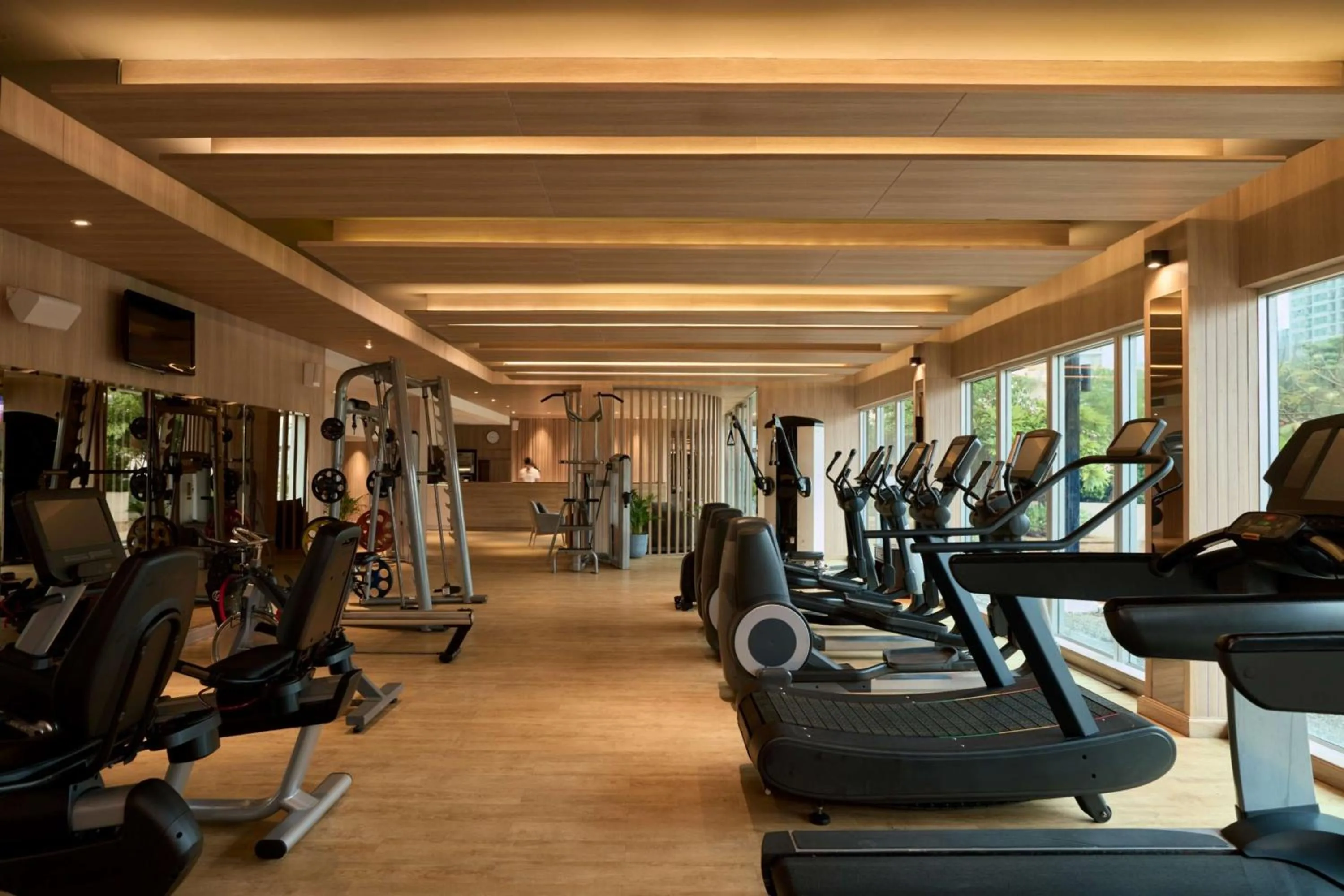 Fitness centre/facilities in Dusit Thani Pattaya
