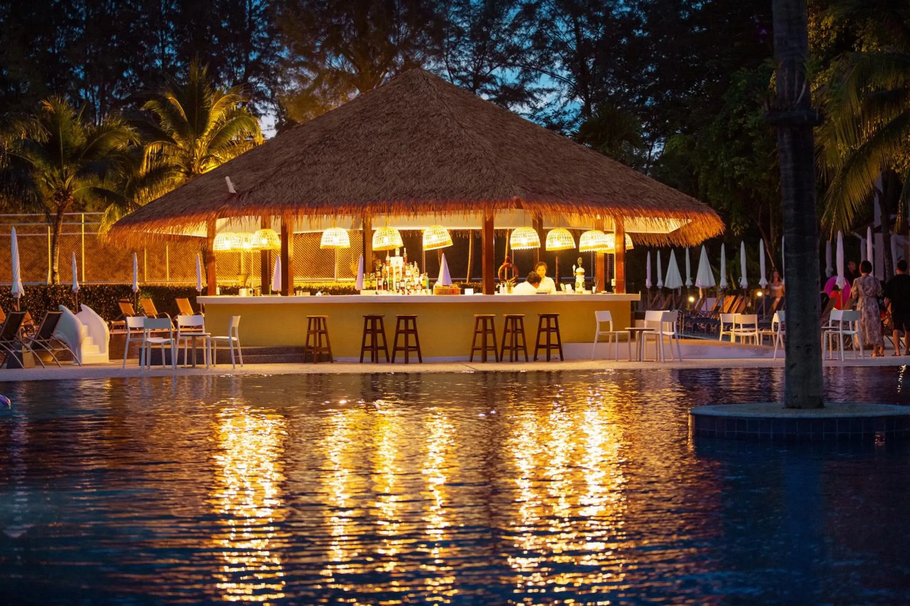 Lounge or bar in Sunwing Kamala Beach Lounge or bar in Sunwing Kamala Beach