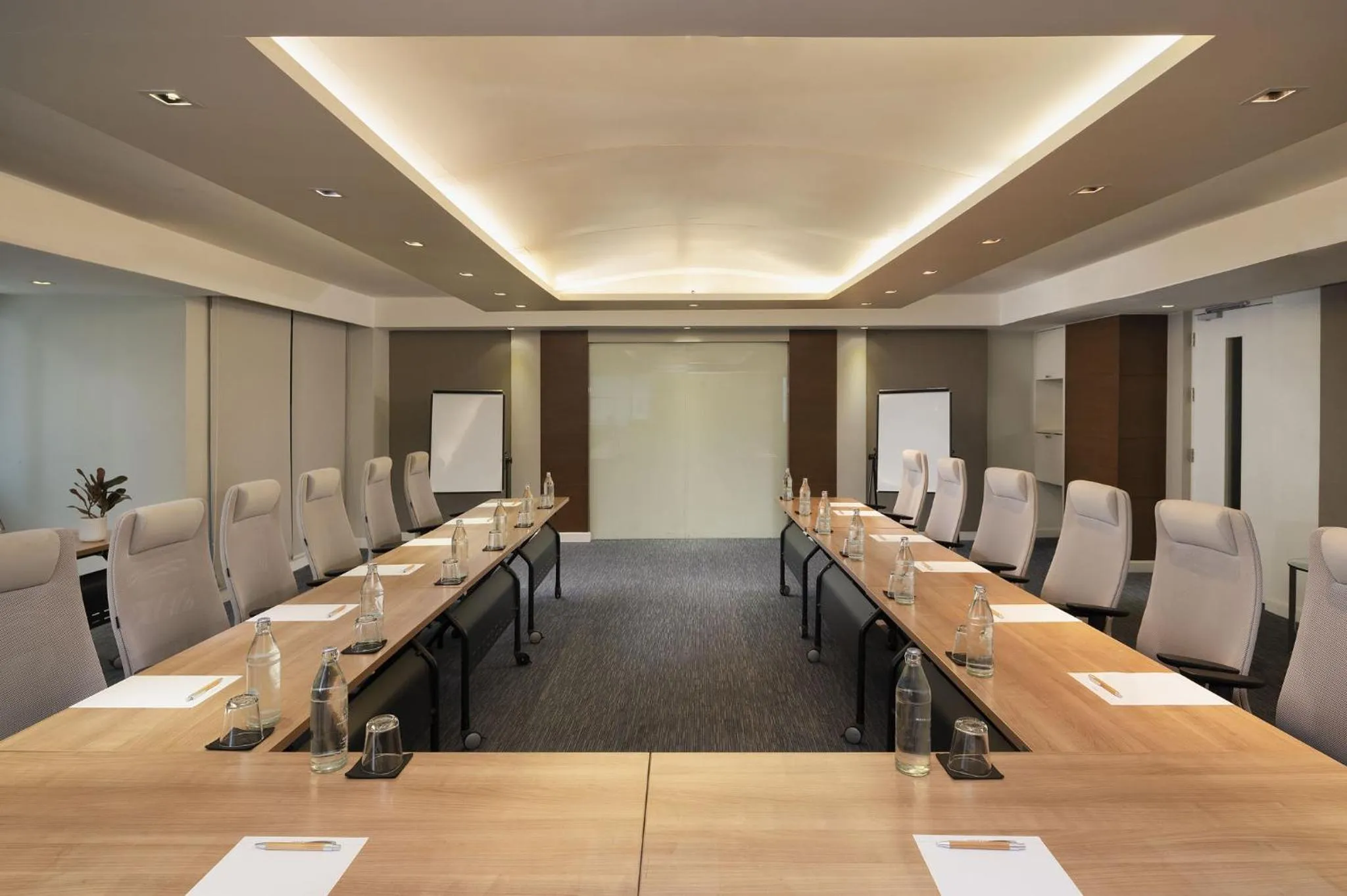 Meeting/conference room in PARKROYAL Suites Bangkok