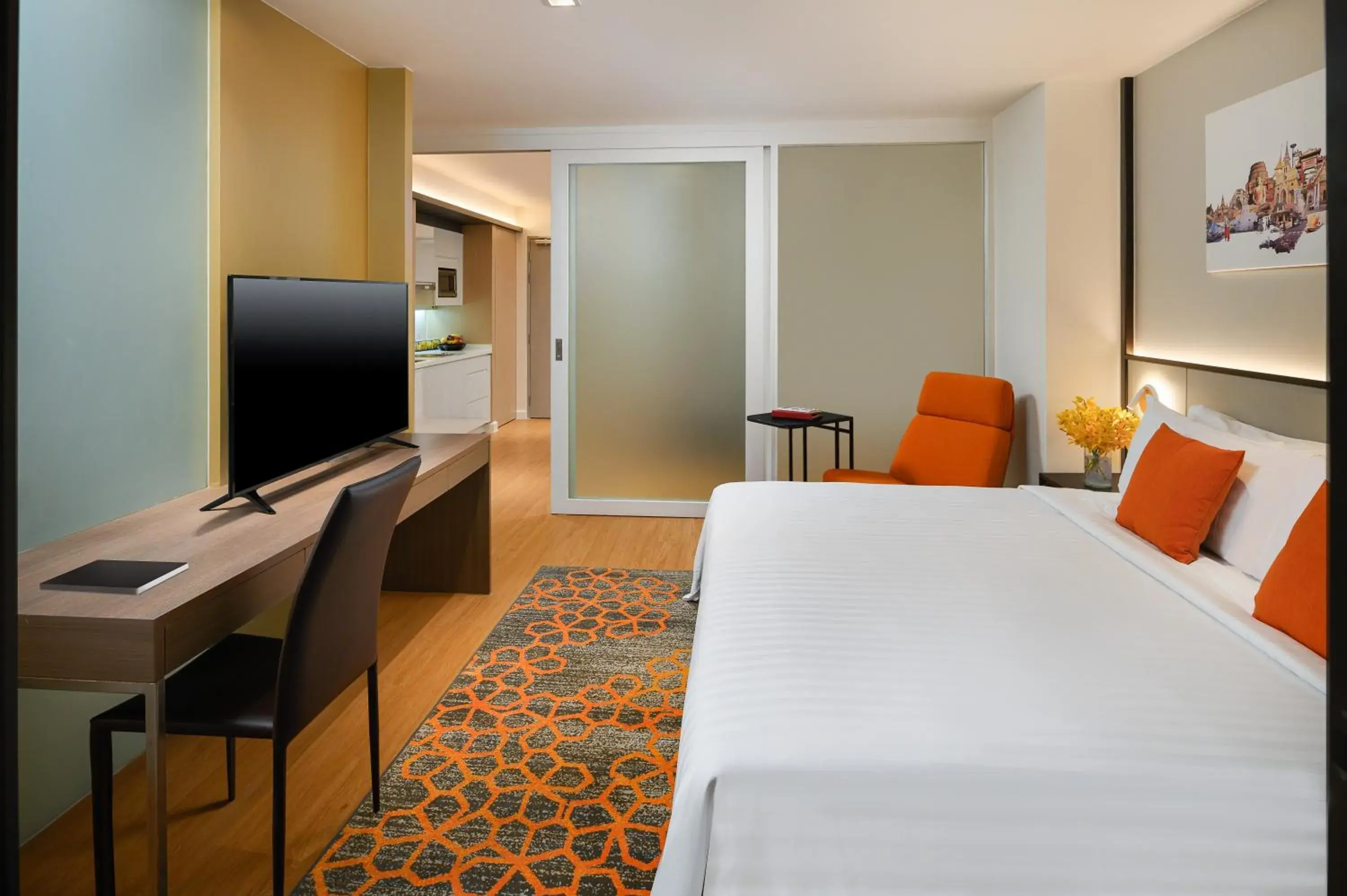 Bed in PARKROYAL Suites Bangkok Bed in PARKROYAL Suites Bangkok