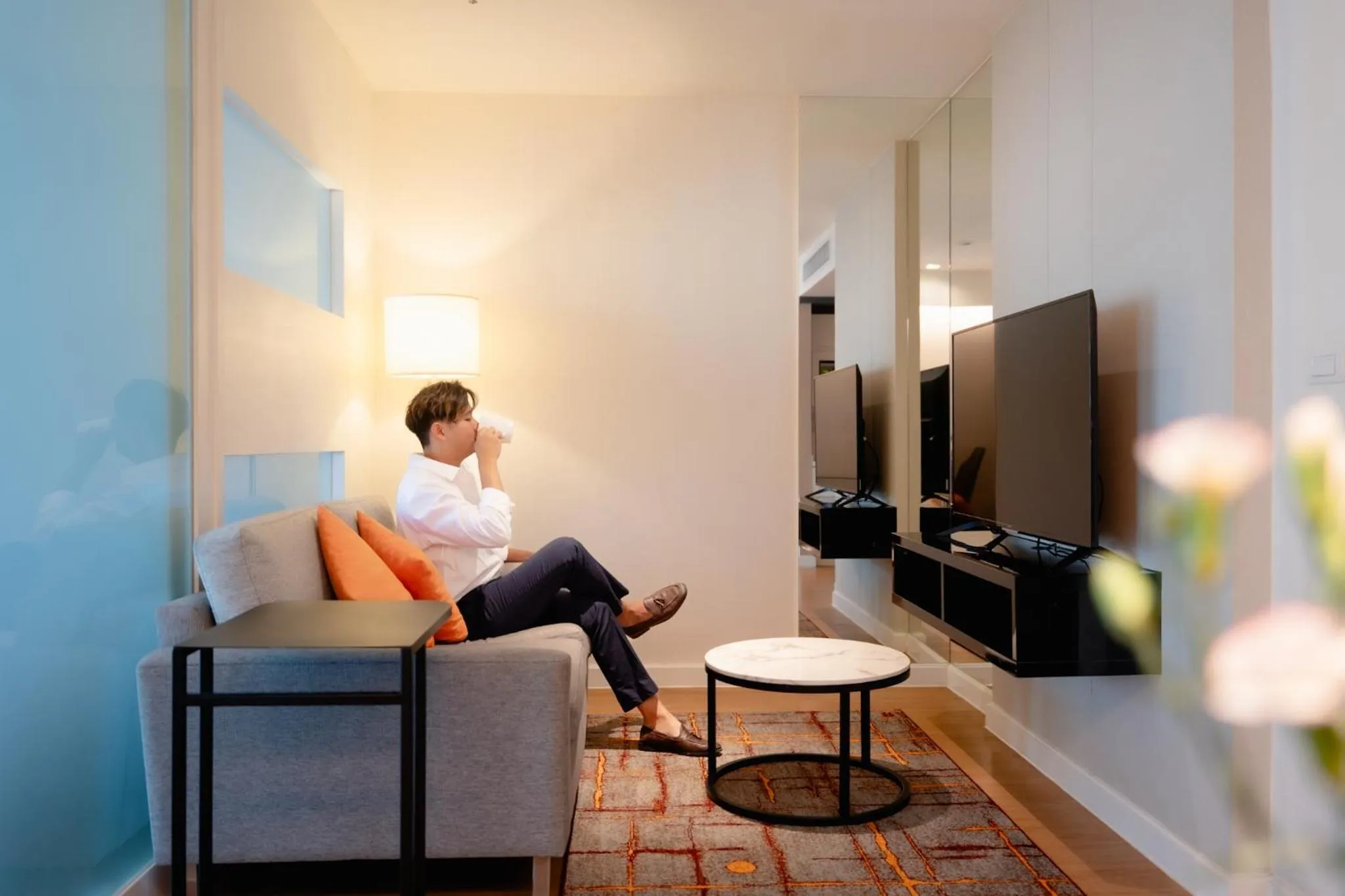 Living room in PARKROYAL Suites Bangkok