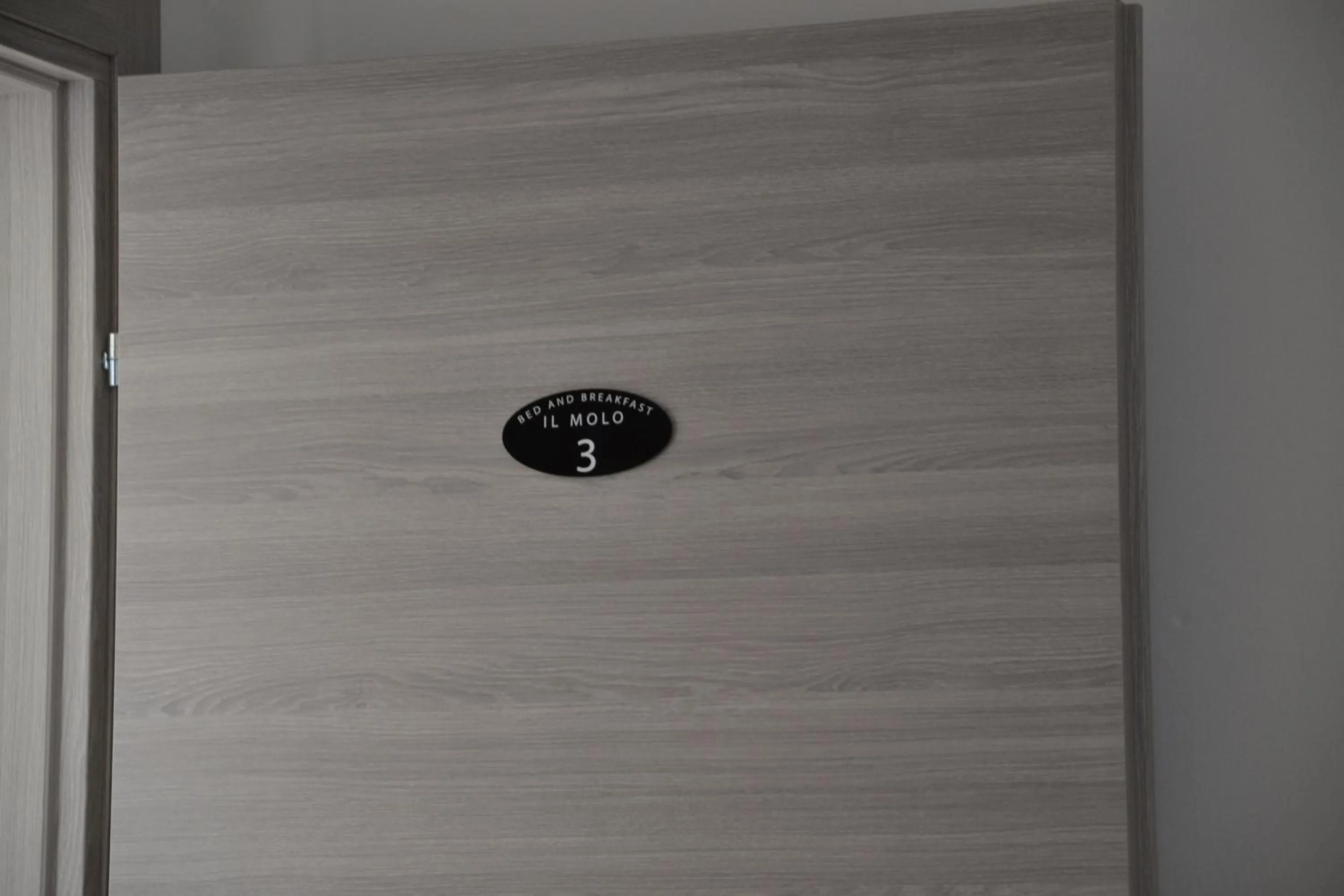 Decorative detail in B&B Il Molo