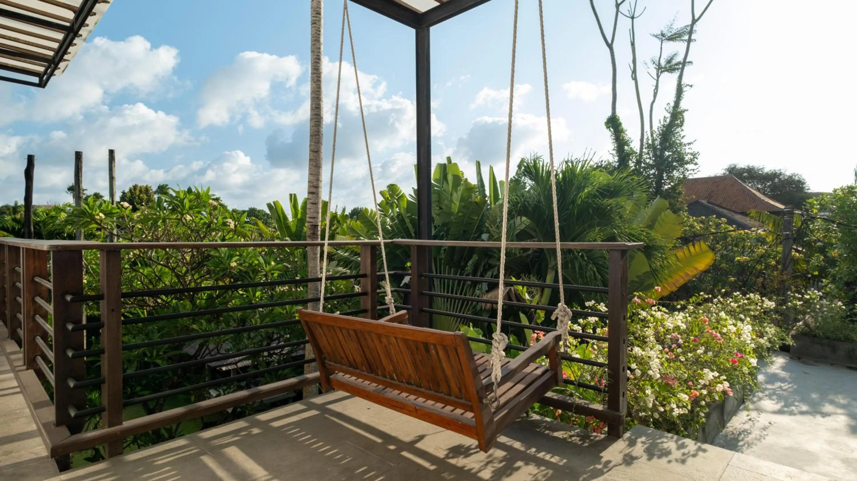 Balcony/Terrace in NicoNico Mansion by Villa Finder