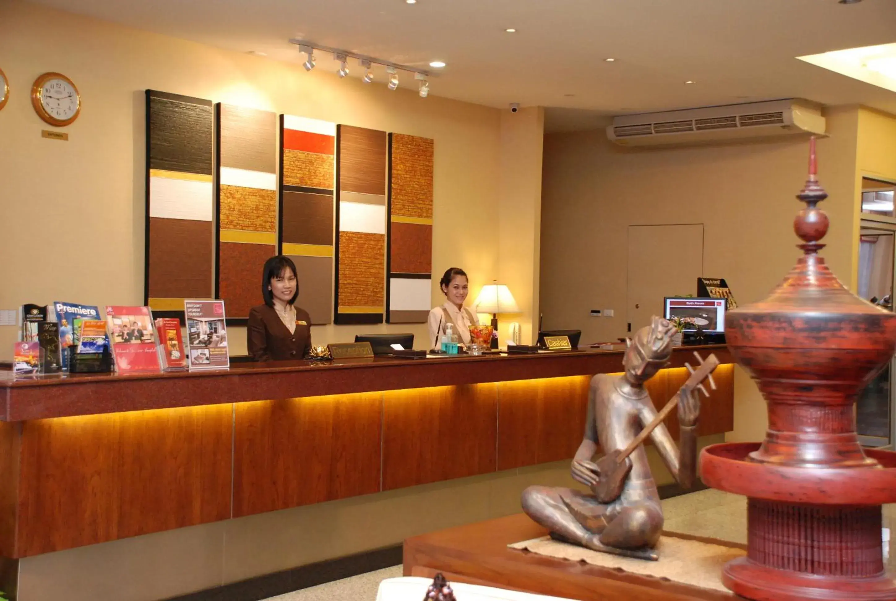 Lobby or reception in De Arni Hotel (SHA Extra Plus) Lobby or reception in De Arni Hotel (SHA Extra Plus)