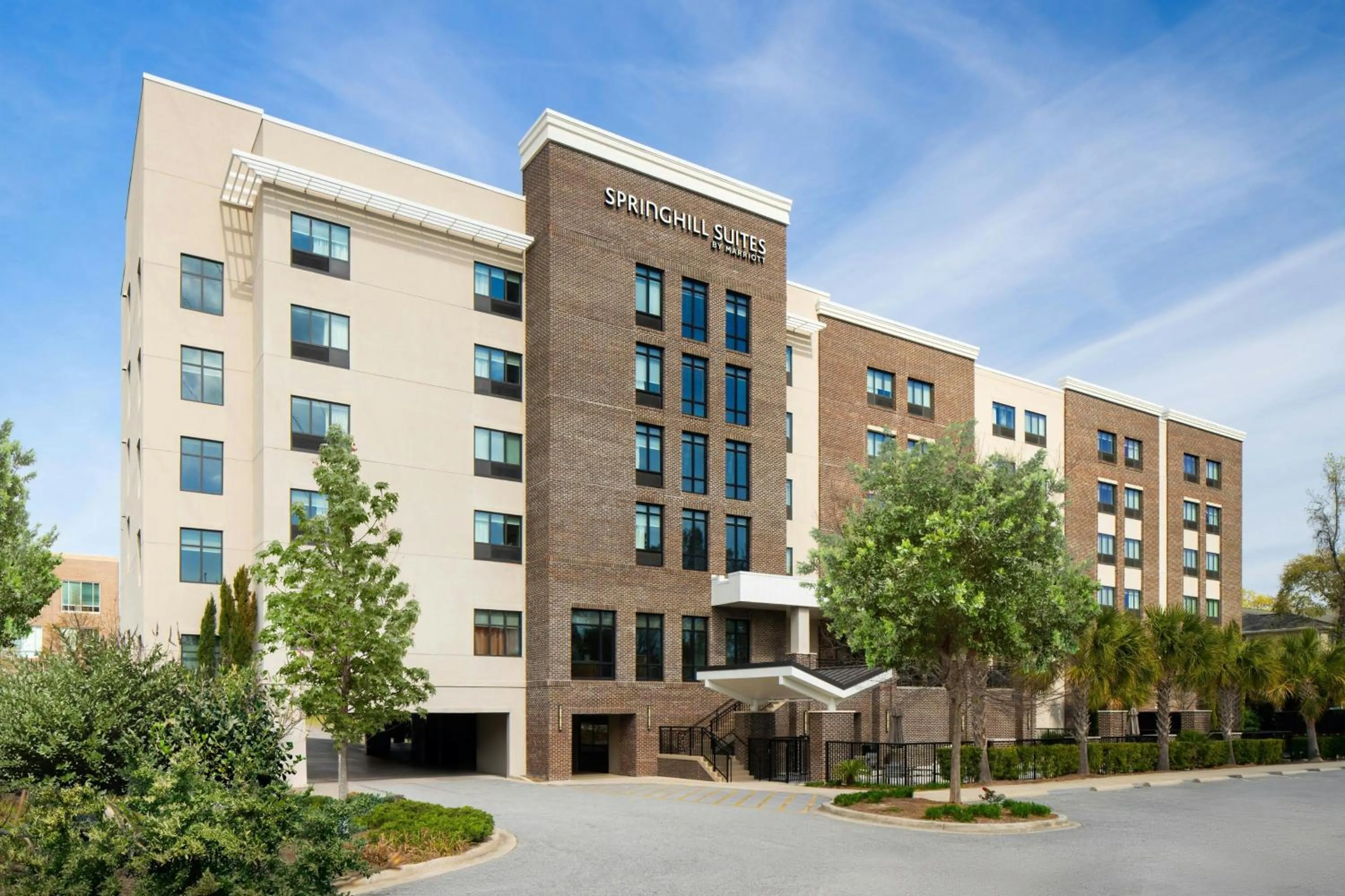Property building in SpringHill Suites by Marriott Charleston Mount Pleasant