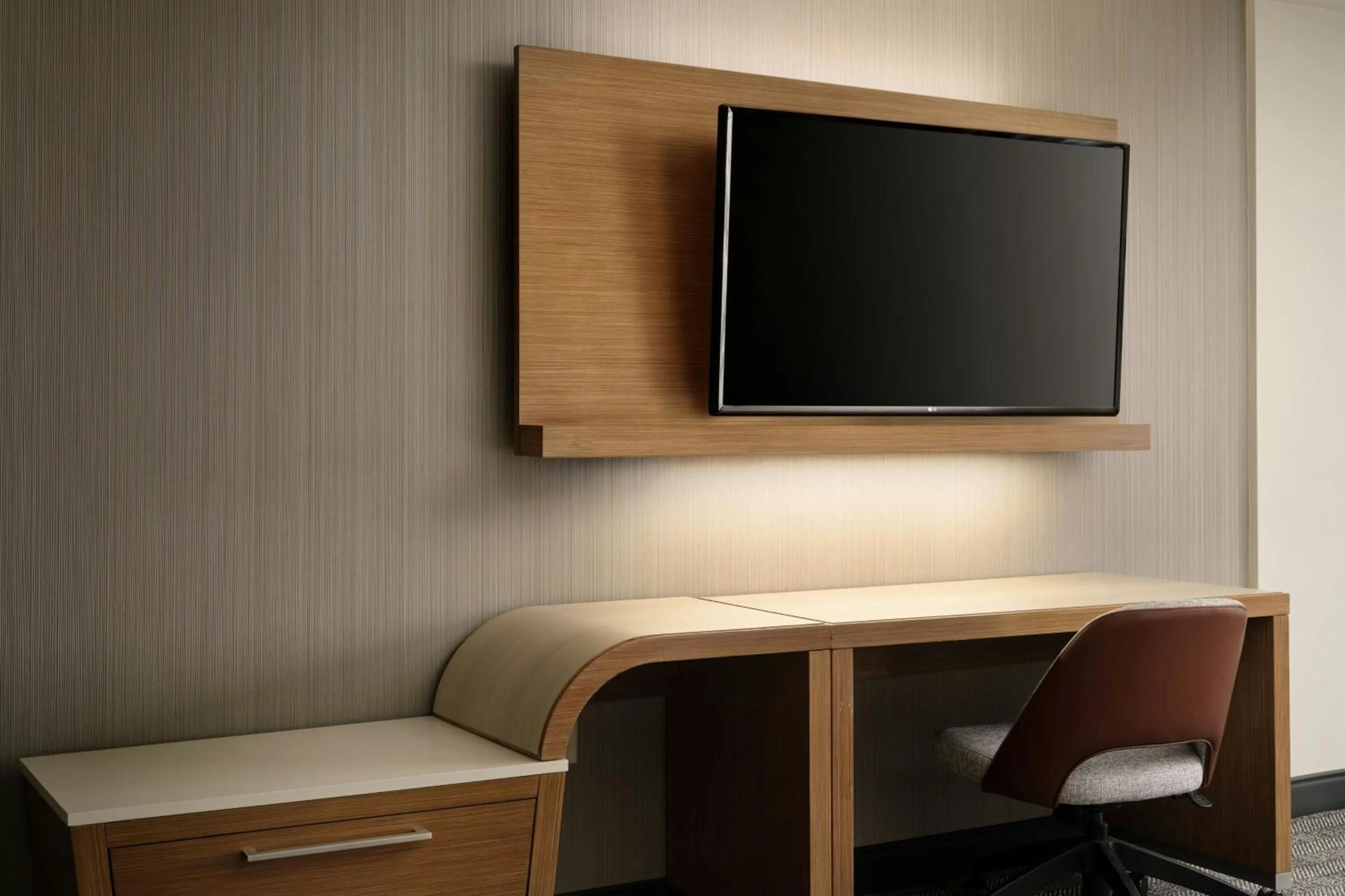 Photo of the whole room in Courtyard by Marriott Fort Worth Alliance Town Center