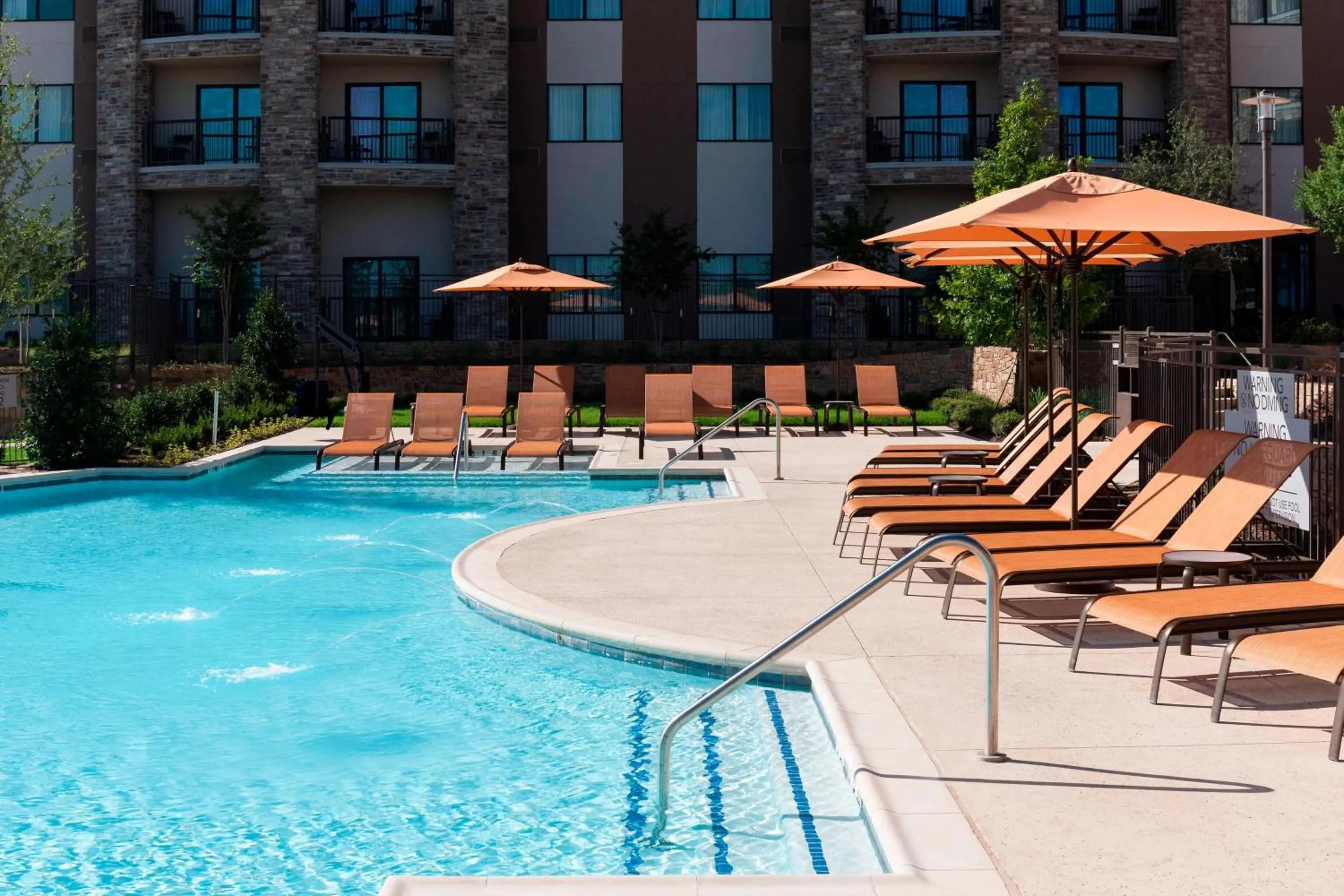Swimming pool in Courtyard by Marriott Fort Worth Alliance Town Center