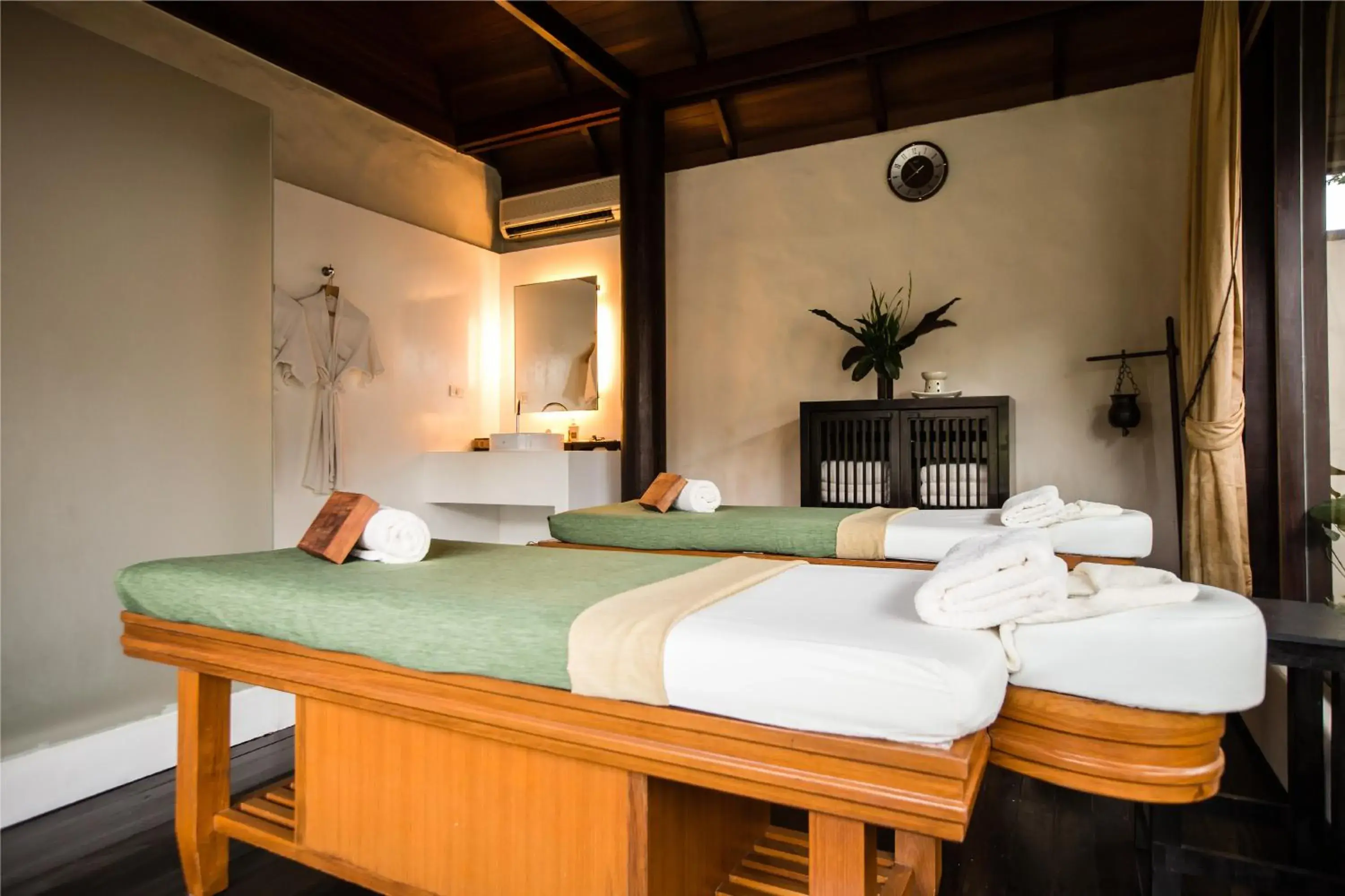 Massage, Bed in Kirimaya Golf Resort Spa - SHA Plus Certified Massage, Bed in Kirimaya Golf Resort Spa - SHA Plus Certified