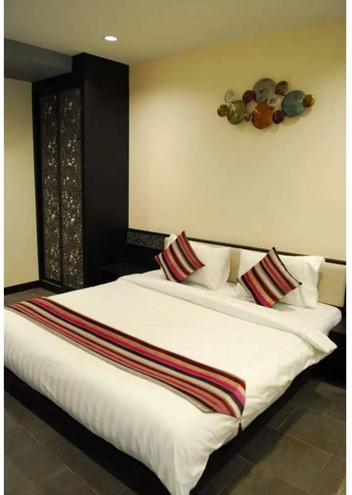 Bed in Monsane River Kwai Resort