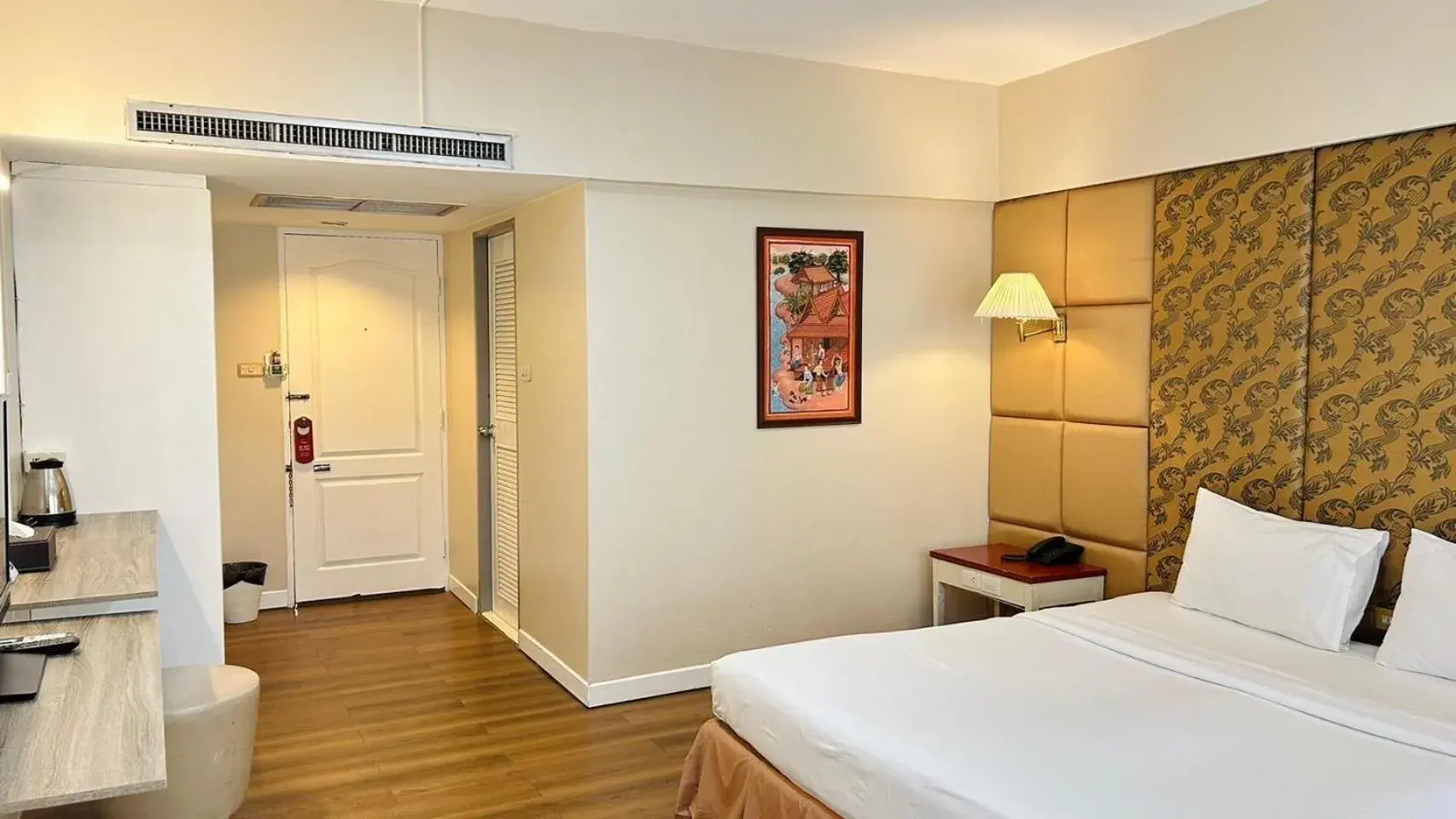 Bed in Ayothaya Riverside Hotel Bed in Ayothaya Riverside Hotel