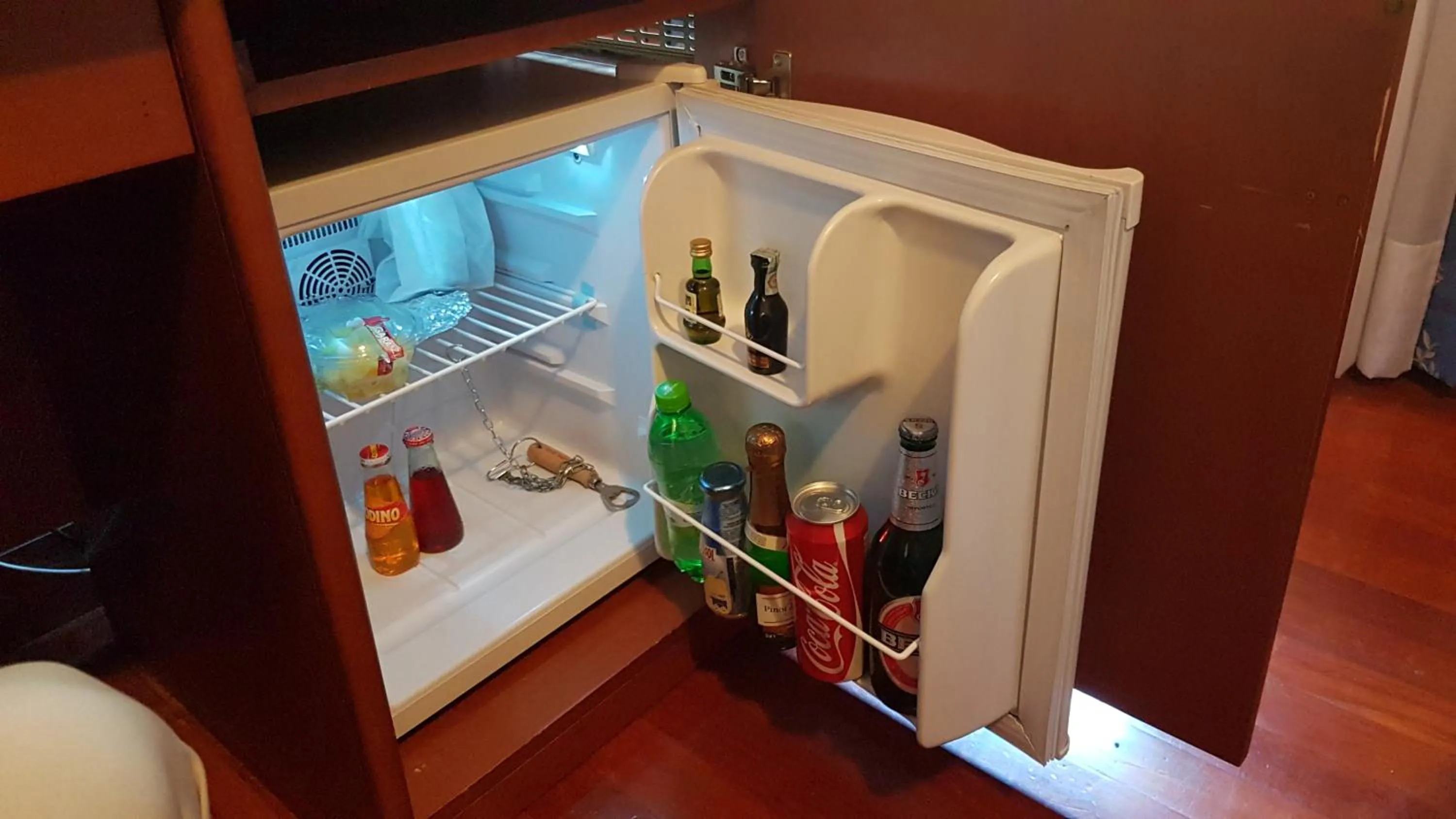 Food and drinks in Hotel Minerva