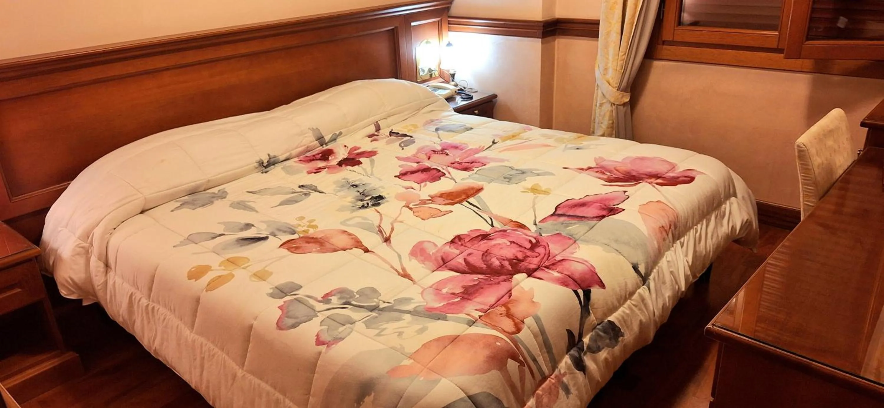 Bedroom, Bed in Hotel Minerva