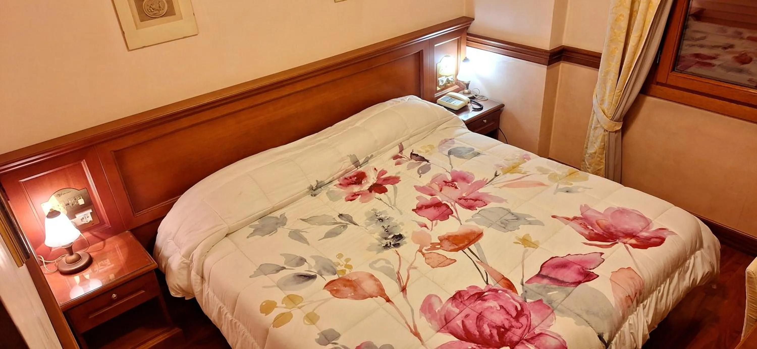 Bedroom, Bed in Hotel Minerva