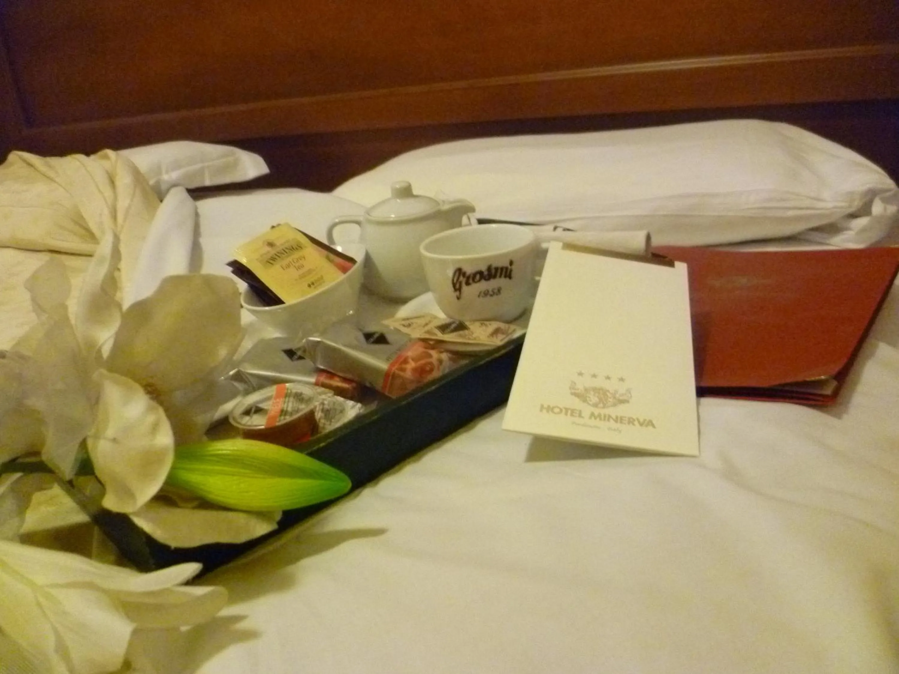 Bed in Hotel Minerva