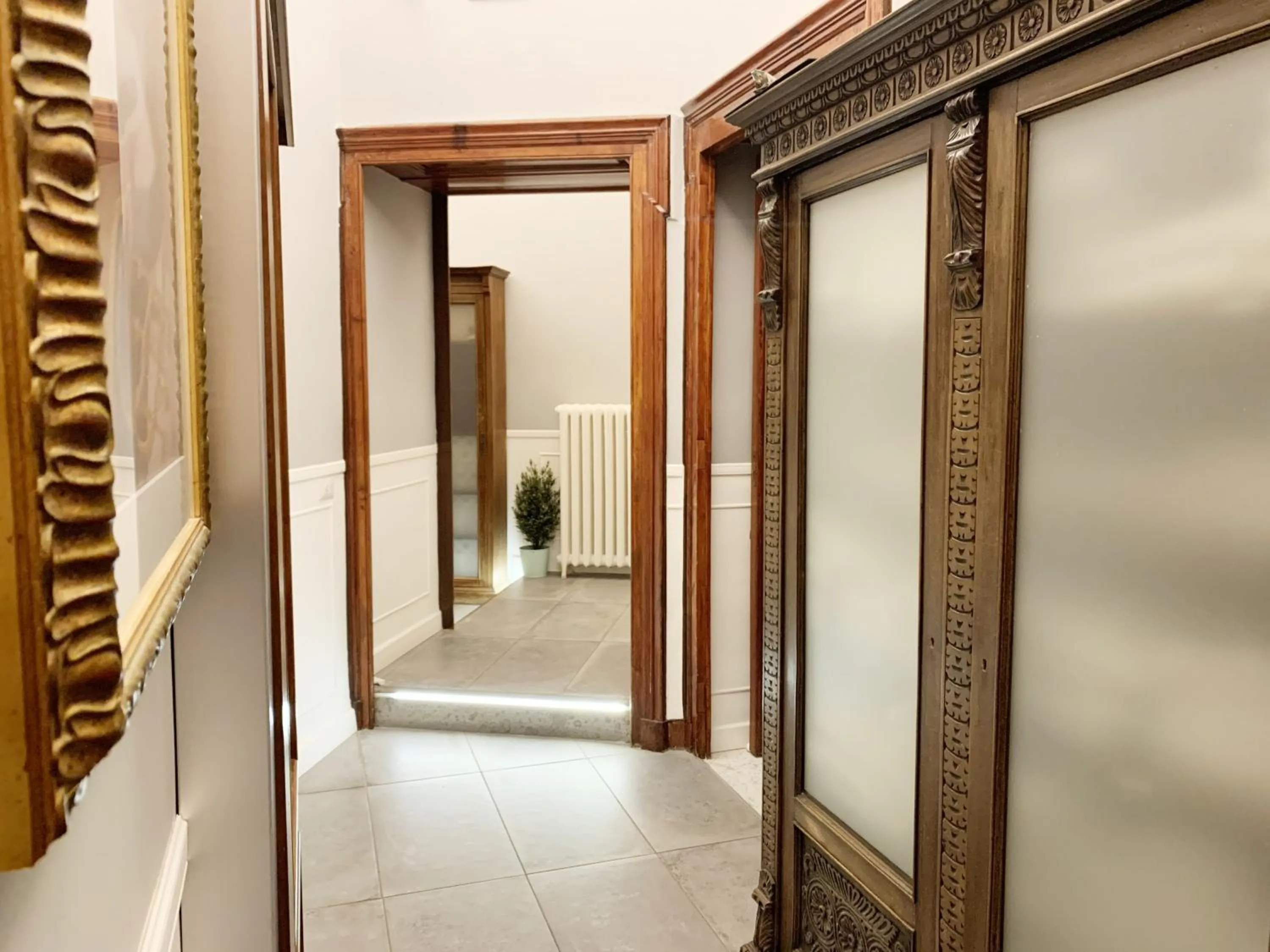 Lobby or reception in Piazza Bovio 22