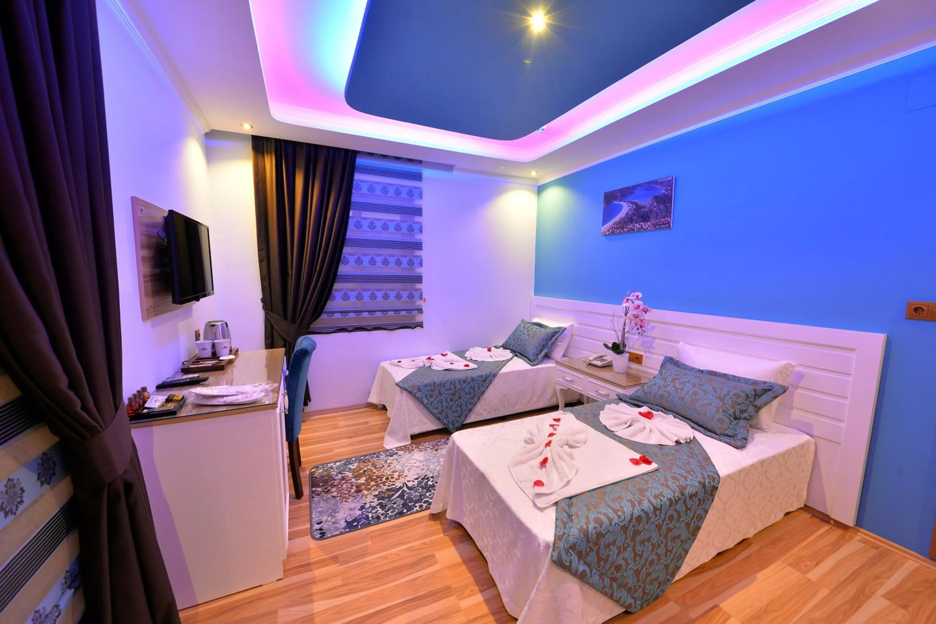 Bedroom, Bed in Kayı Hotel