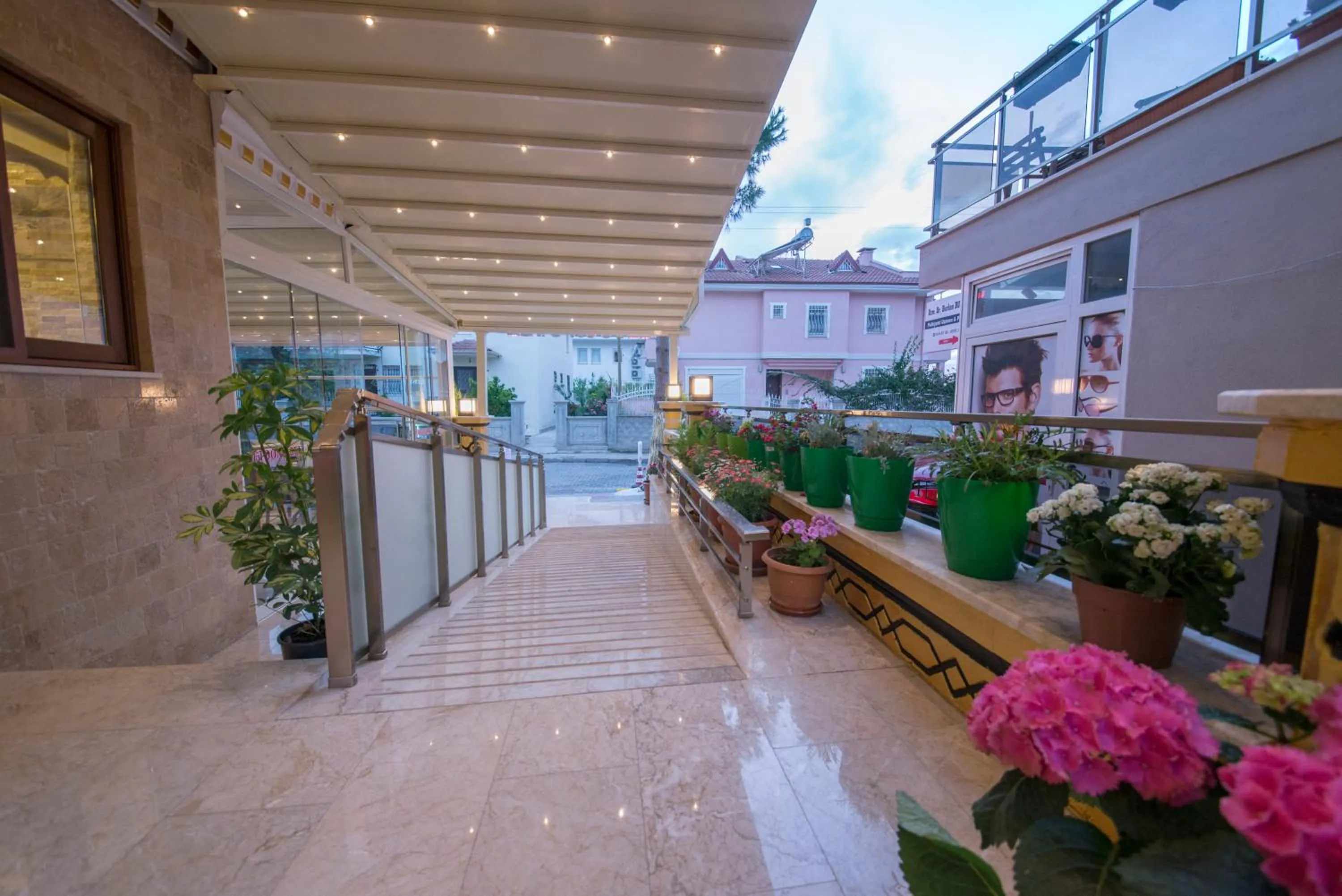 Facade/entrance in Kayı Hotel