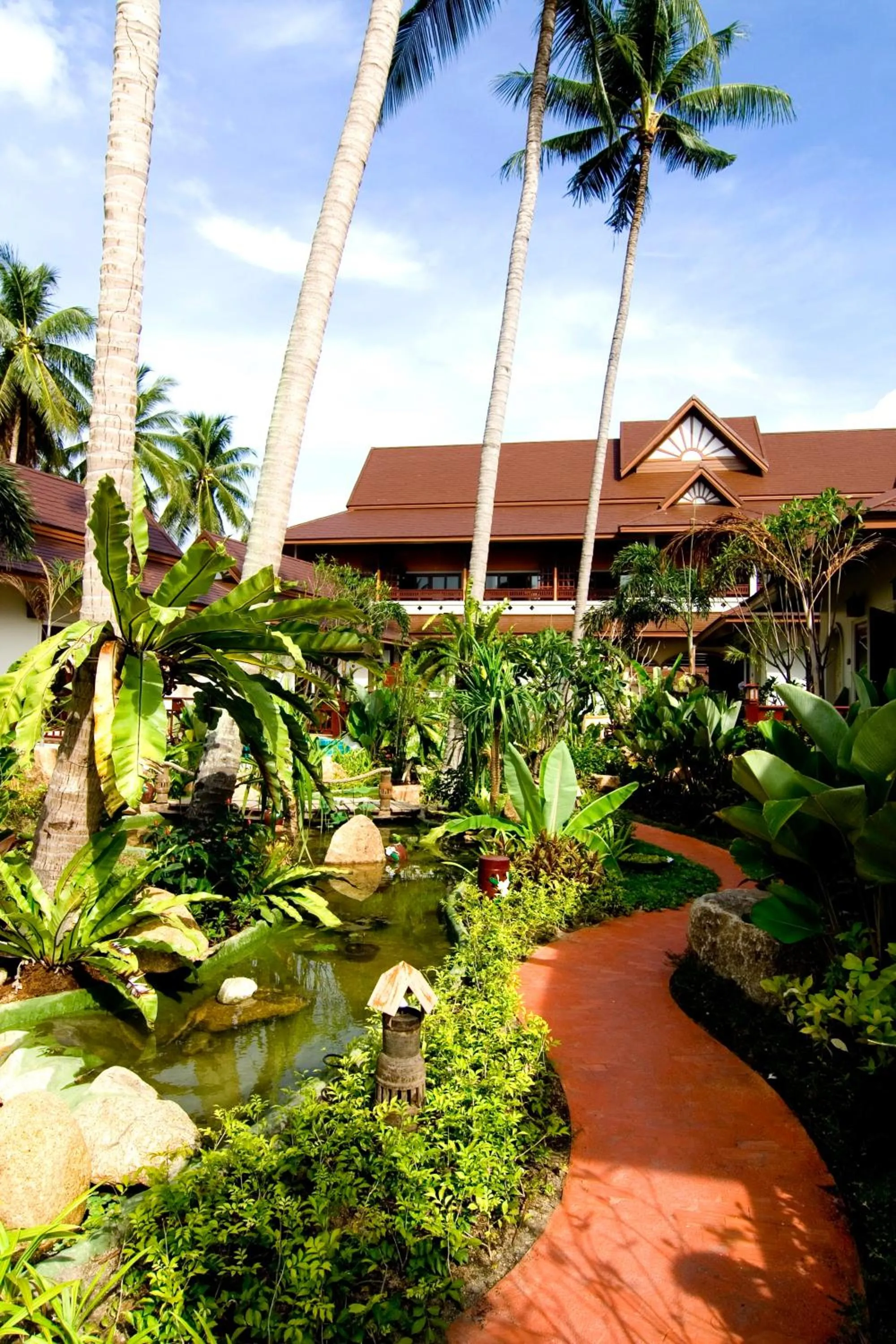 Garden in Kanok Buri Resort