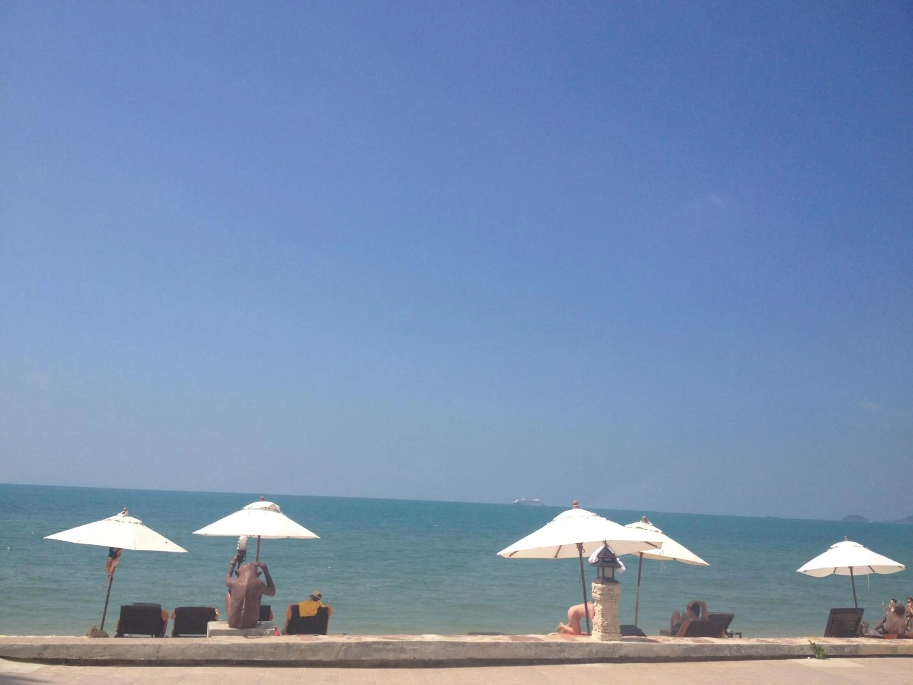 Beach in Kanok Buri Resort