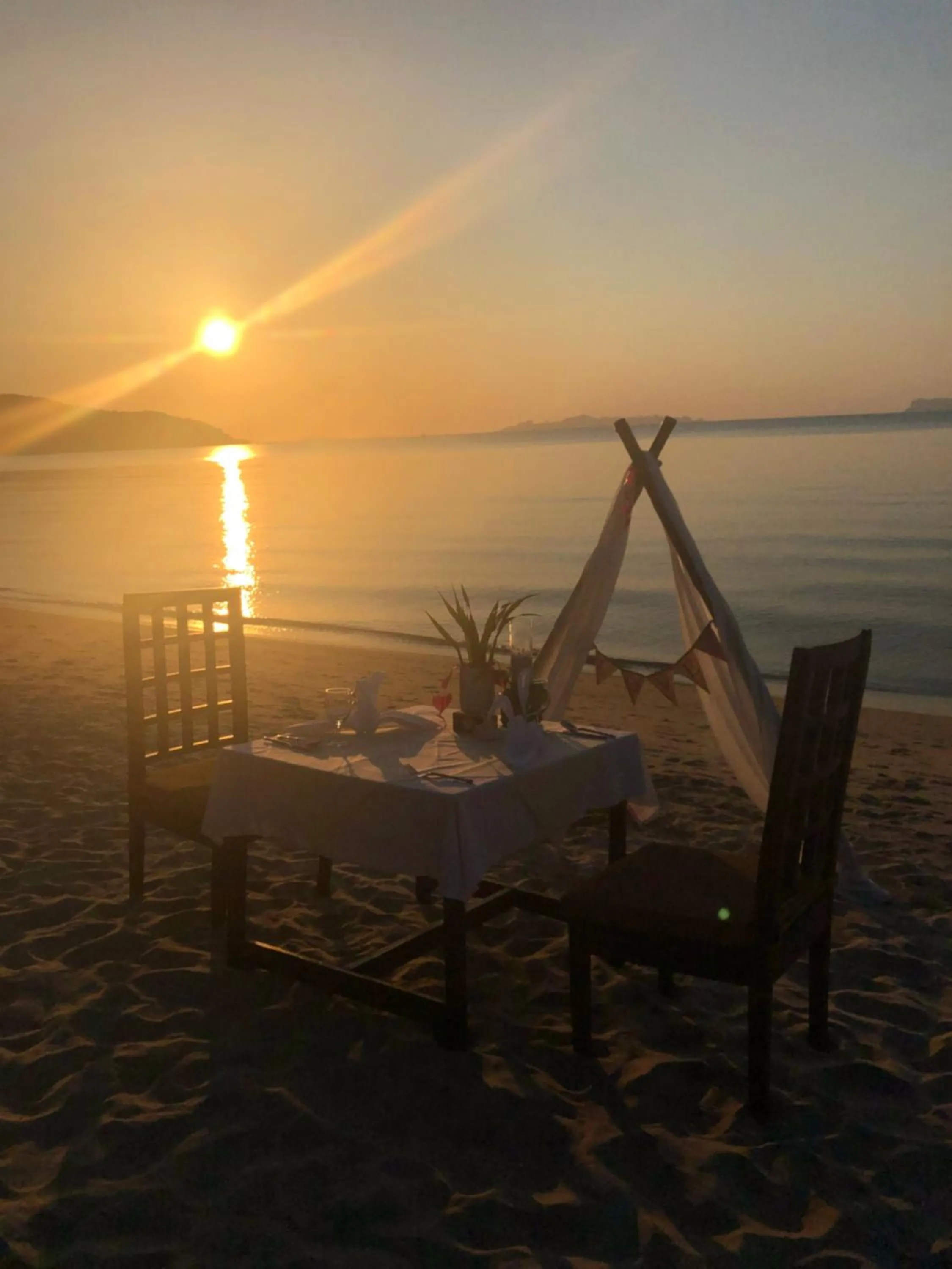 Restaurant/places to eat in Kanok Buri Resort