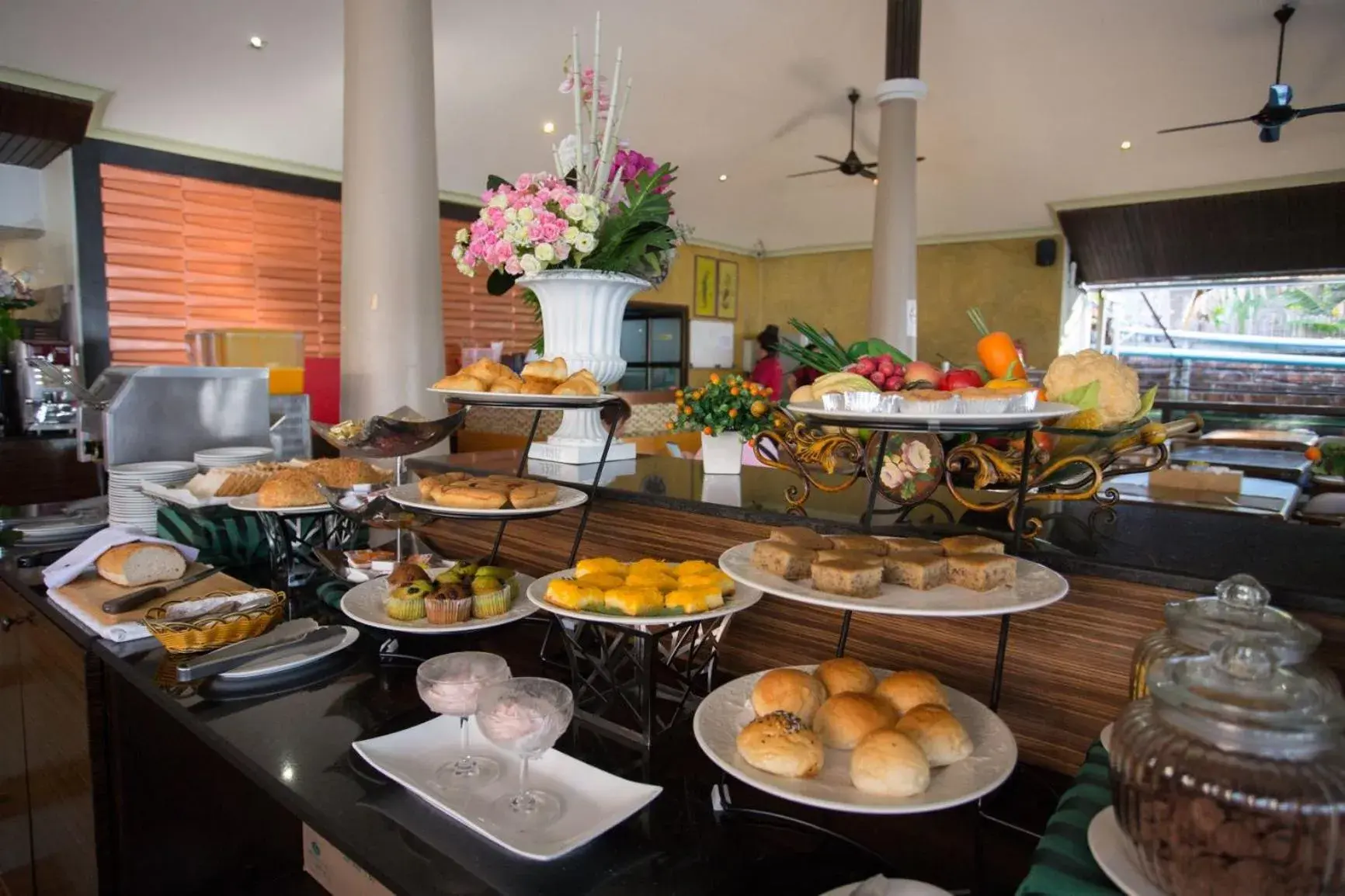 Restaurant/places to eat in Sita Beach Resort Restaurant/places to eat in Sita Beach Resort