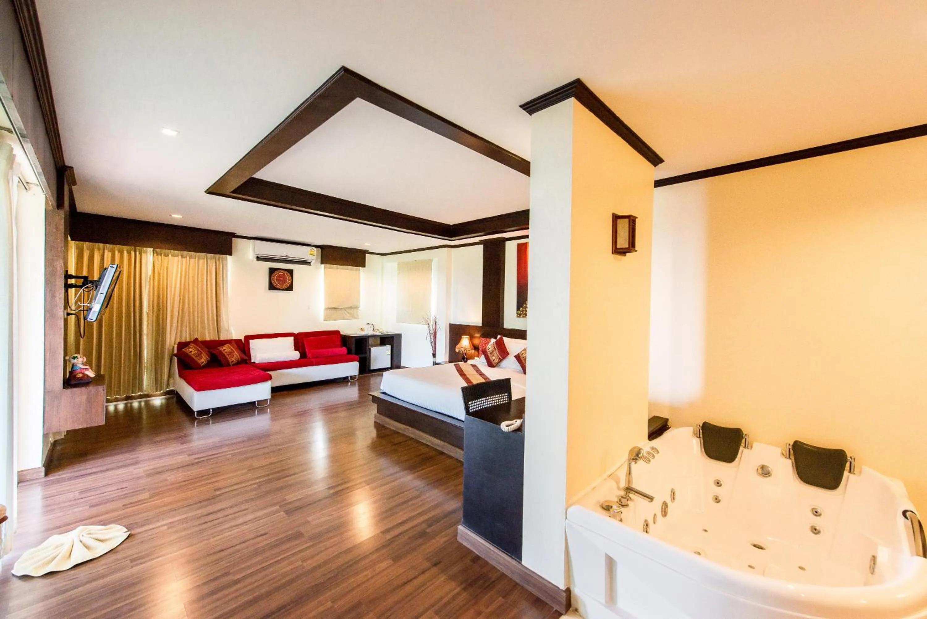 Photo of the whole room, Bed in Sita Beach Resort