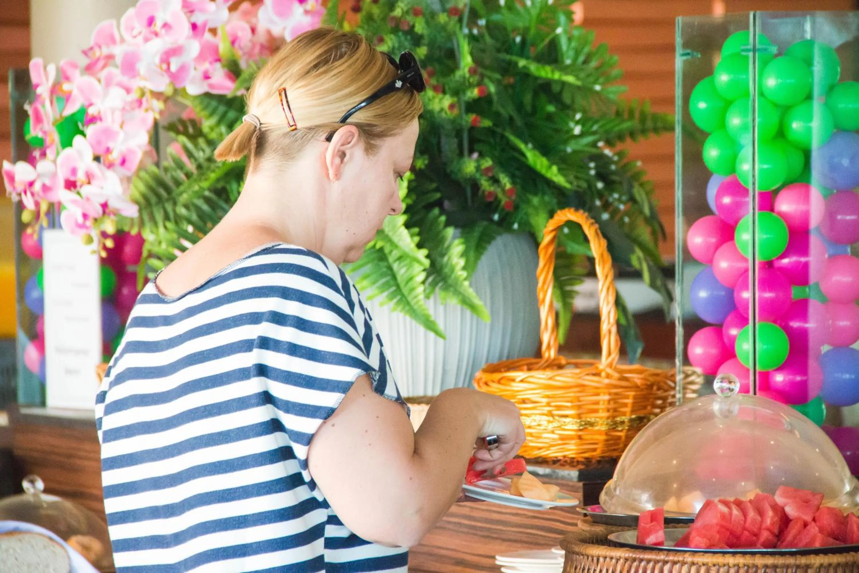 Restaurant/places to eat in Sita Beach Resort