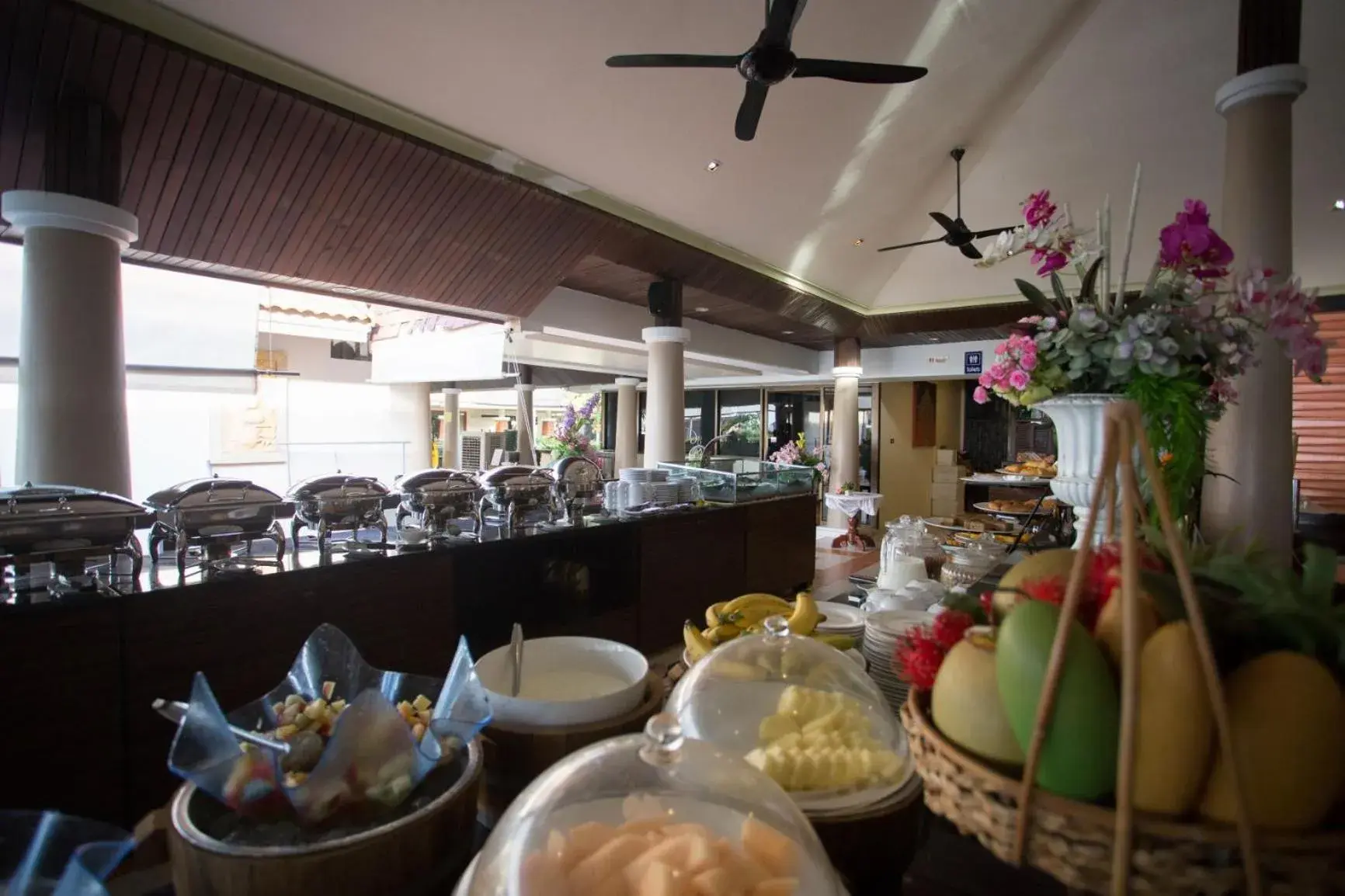Restaurant/places to eat in Sita Beach Resort Restaurant/places to eat in Sita Beach Resort