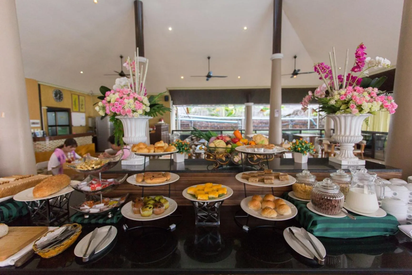 Restaurant/places to eat in Sita Beach Resort